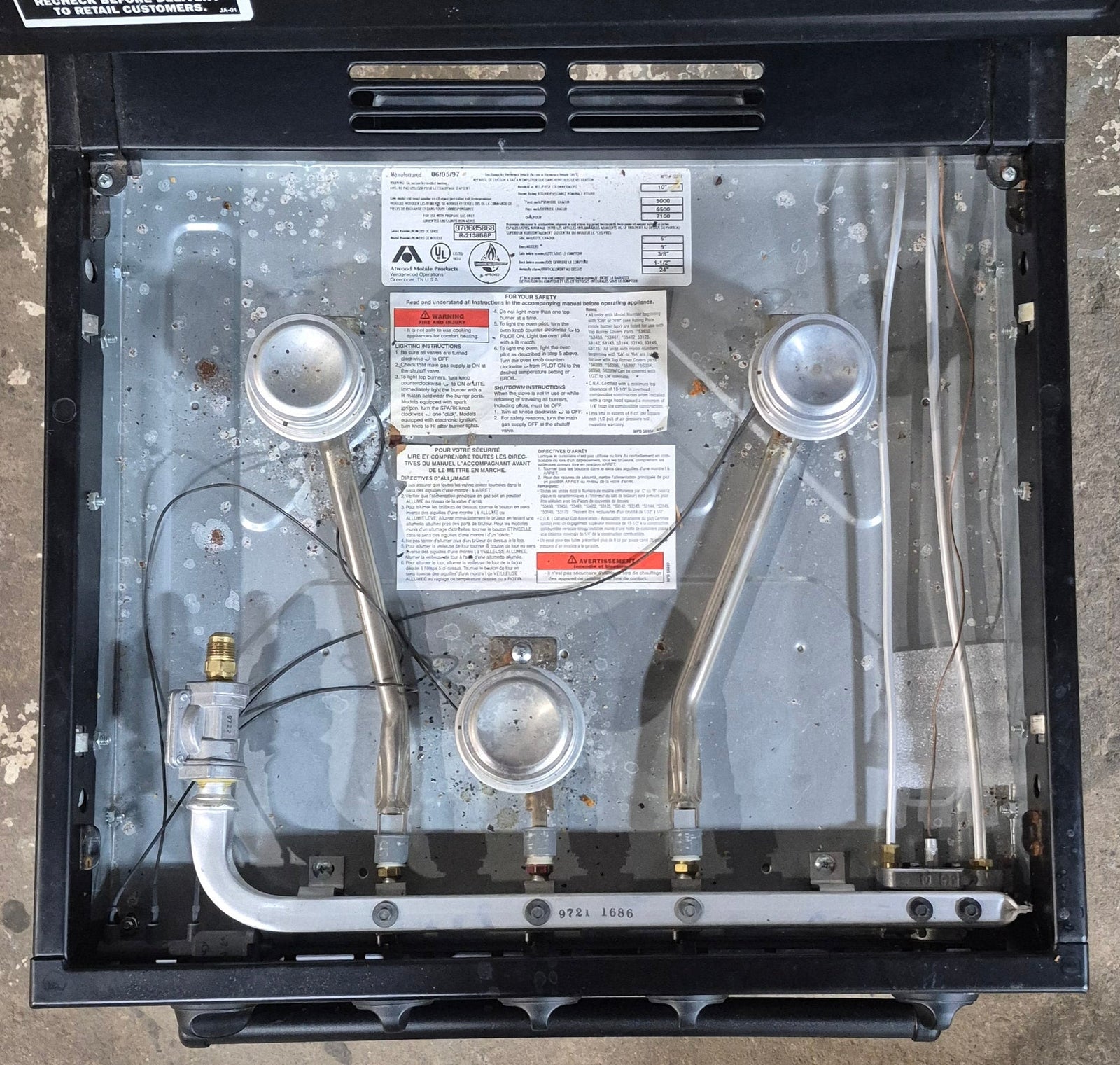 Used Atwood / Wedgewood Range Stove 3 - Burner, 21 3/8” H - R - 2138BBP - Young Farts RV Parts