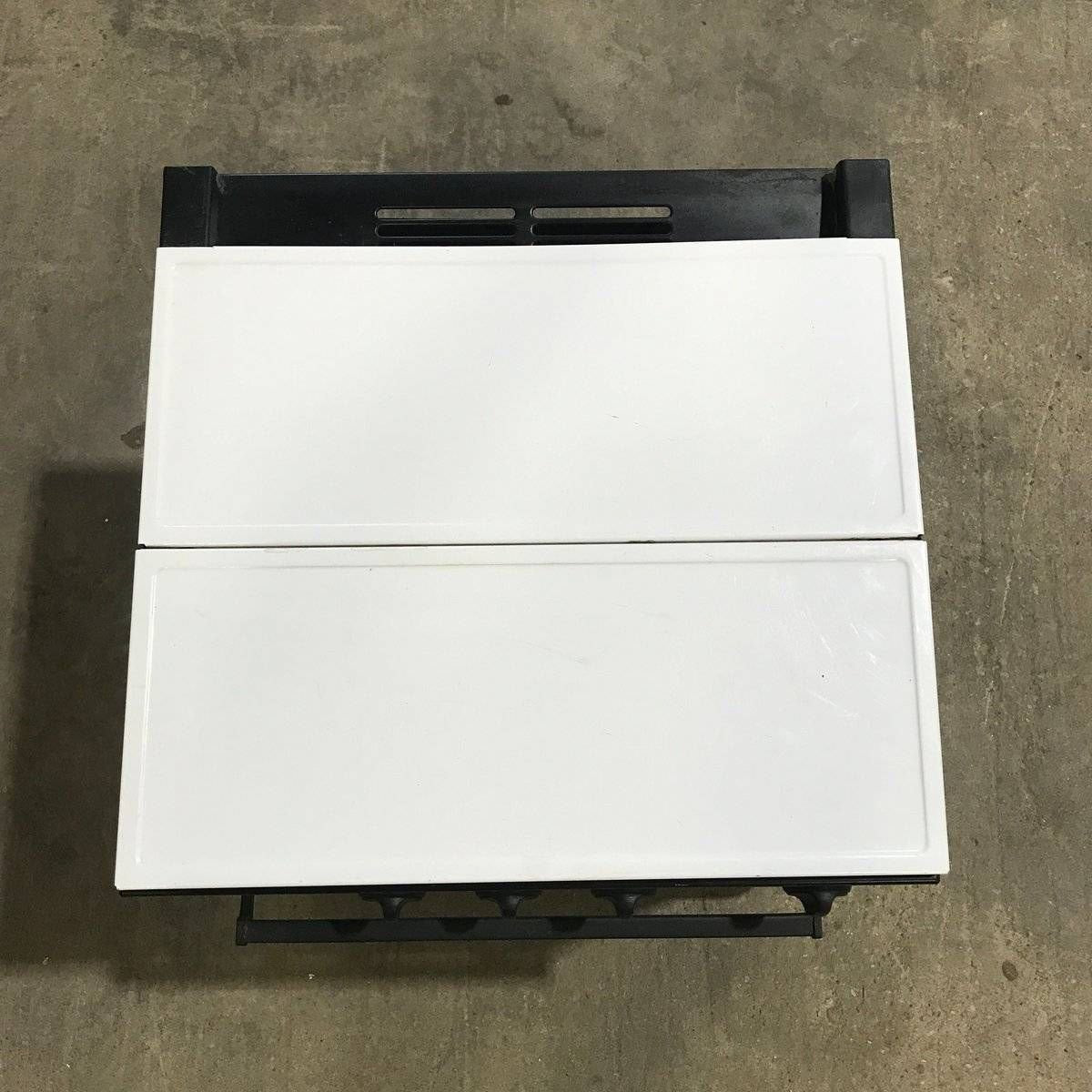Used Atwood / Wedgewood Range Stove, 3 - Burner - R - 1738W1 - Young Farts RV Parts