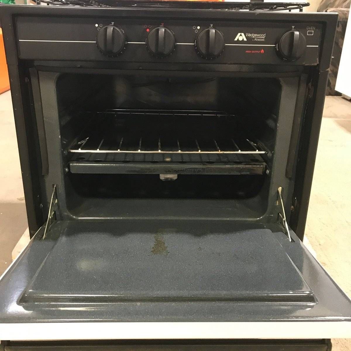 Used Atwood / Wedgewood Range Stove, 3 - Burner - R - 1738W1 - Young Farts RV Parts