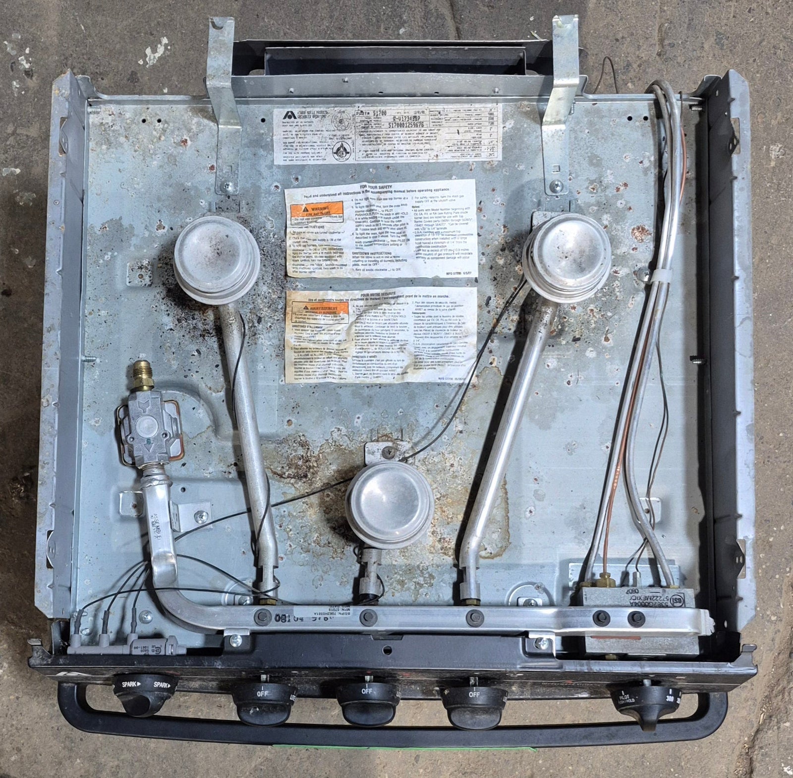 Used Atwood / Wedgewood Range Stove 3 - Burner - R - V1734BBP - Young Farts RV Parts