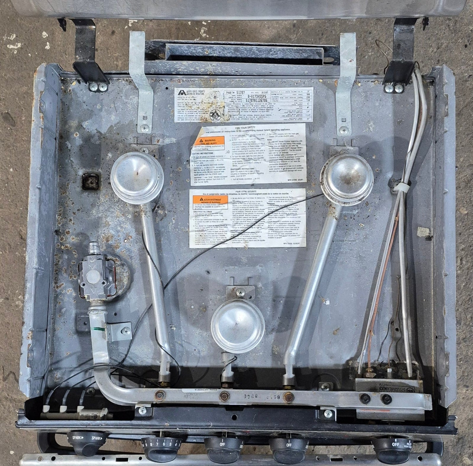 Used Atwood / Wedgewood Range Stove, 3 - Burner - R - V1734SSPS - Young Farts RV Parts