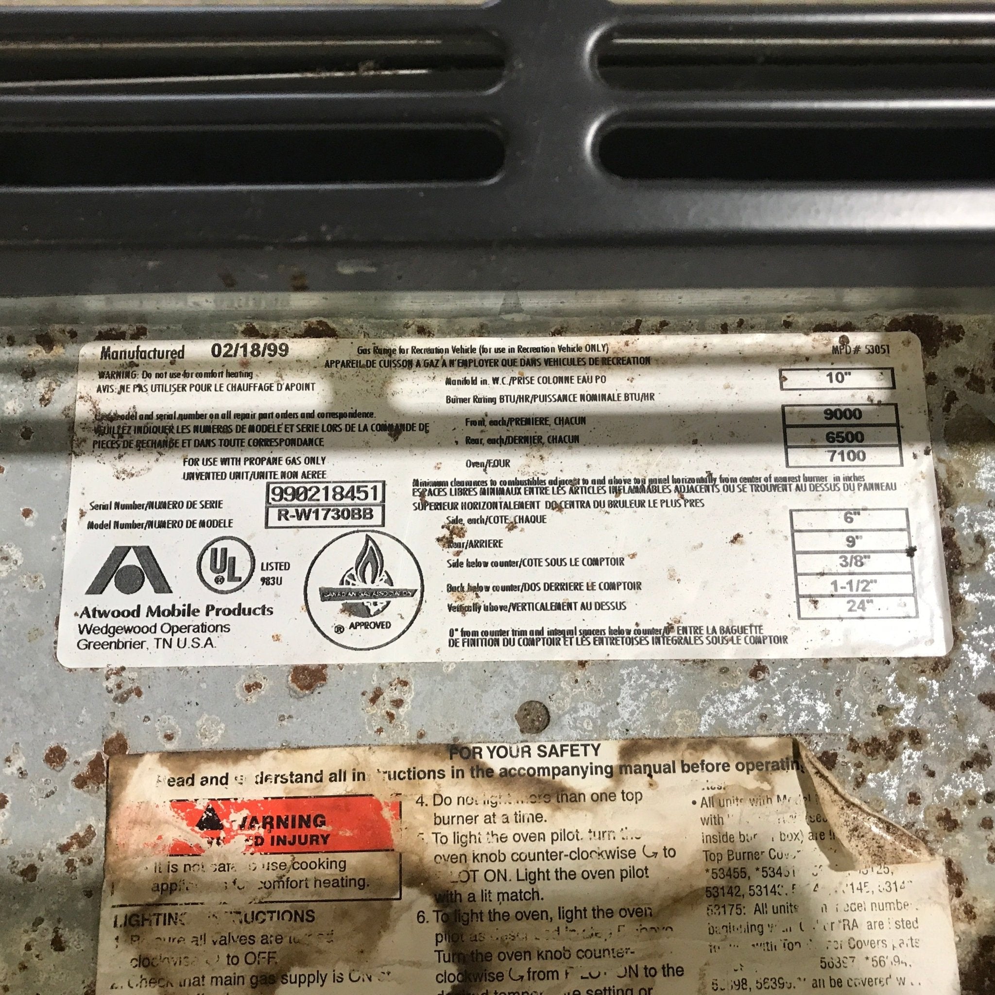 Used Atwood / Wedgewood Range Stove, 3 - Burner - R - W1730BB - Young Farts RV Parts