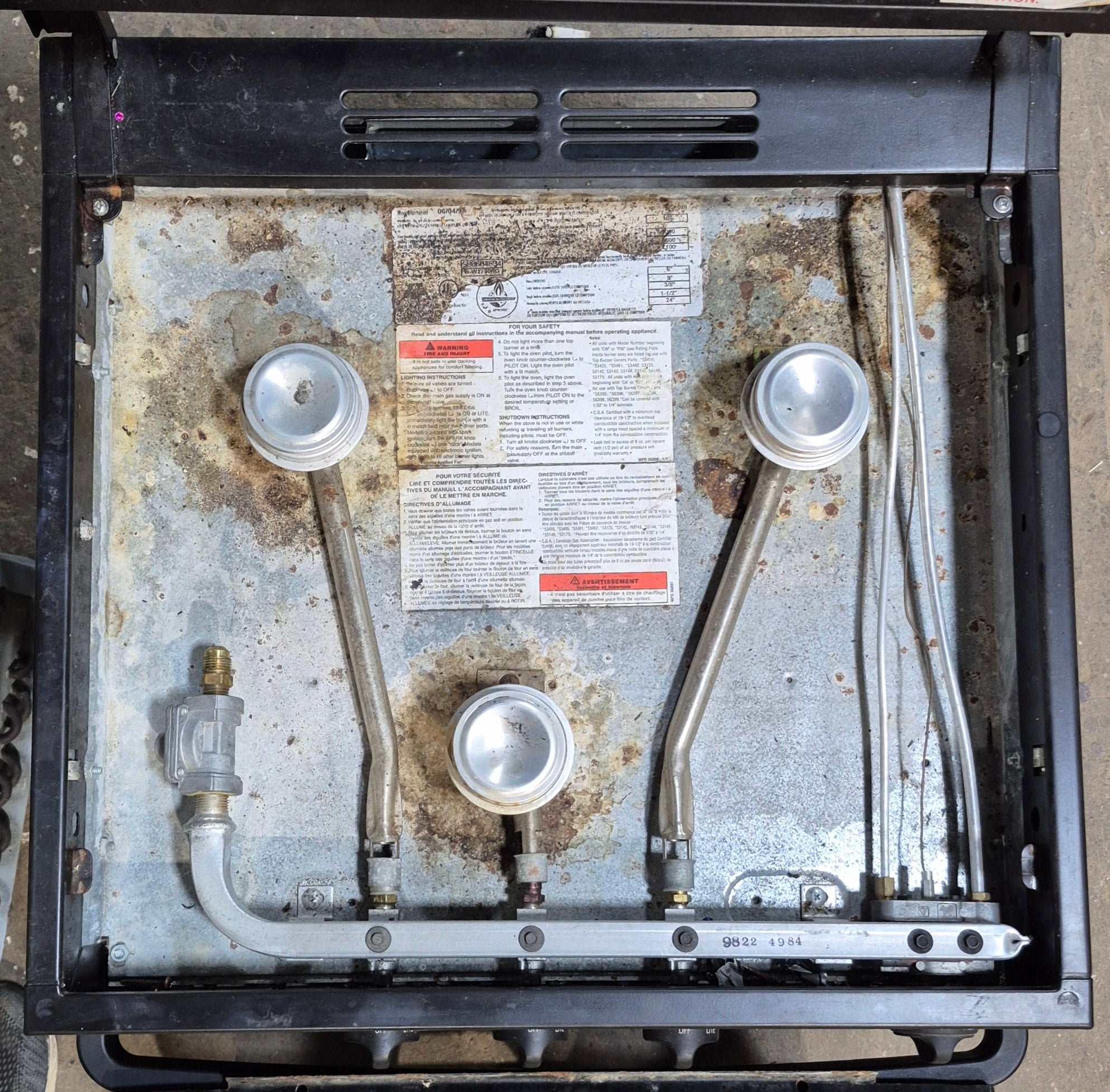 Used Atwood / Wedgewood Range Stove 3 - Burner - R - W1730BG - Young Farts RV Parts