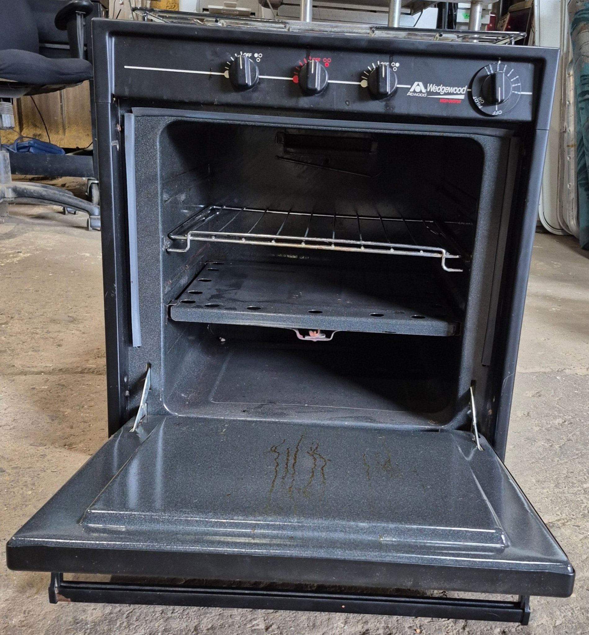 Used Atwood / Wedgewood Range Stove 3 - Burner R2136AB - Young Farts RV Parts