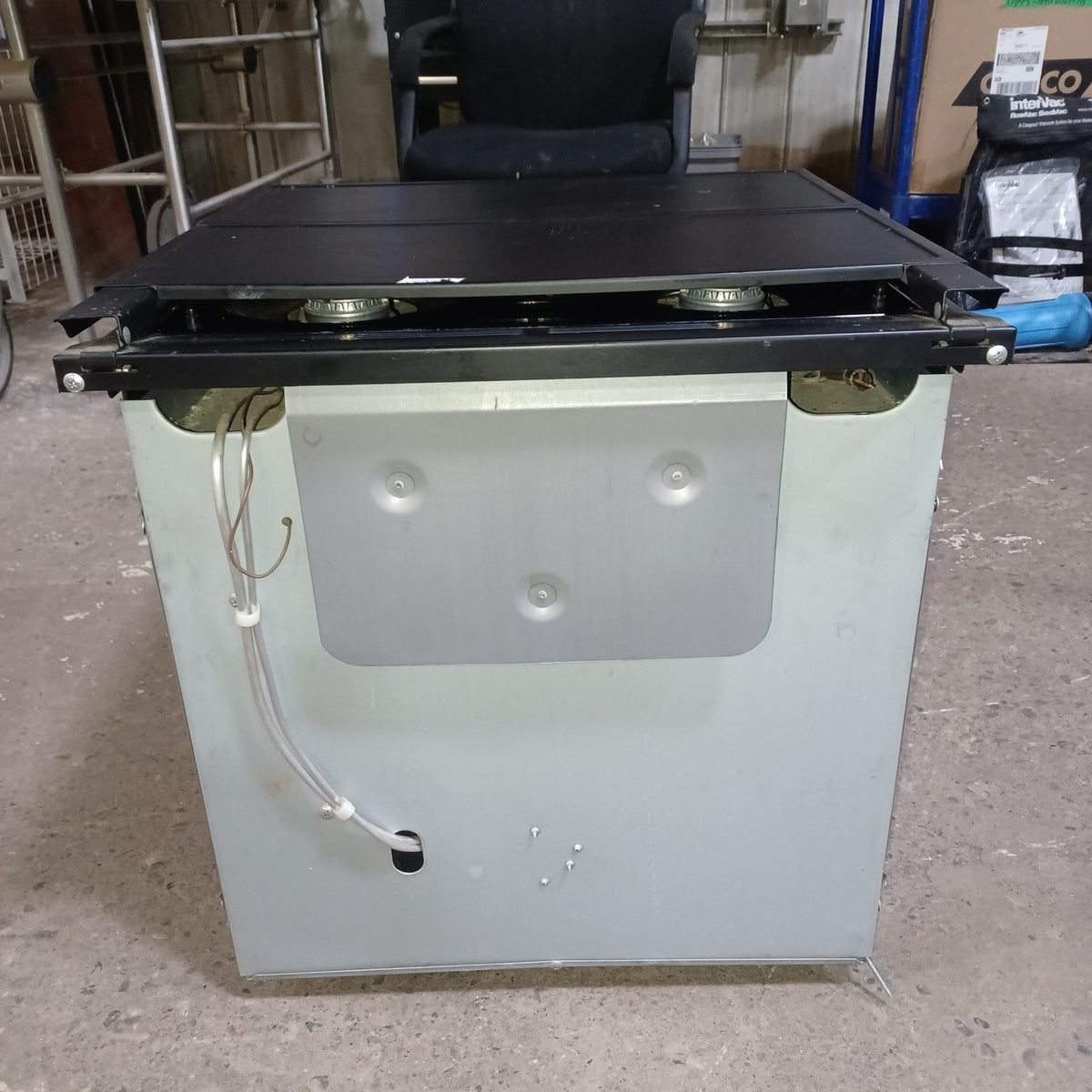 Used Atwood / Wedgewood Range Stove 3-Burner - R2137BGP - L 20