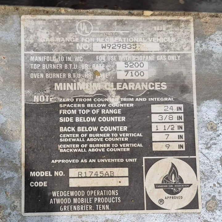 Used Atwood / Wedgewood Range Stove, 4 - burner - R1745AB - 21 X 20 X 17.625 - Young Farts RV Parts