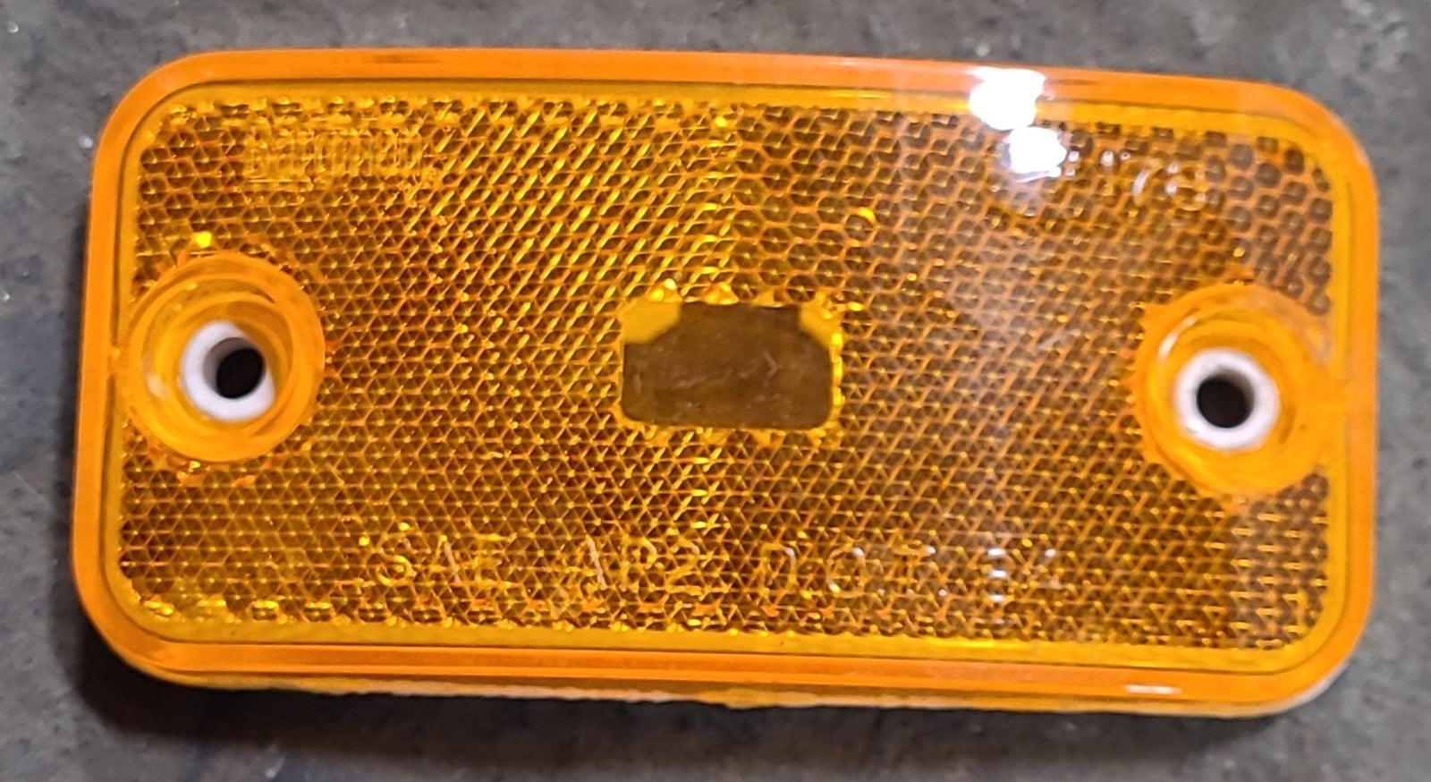 Used BARGMAN 178 : SAE AP2 D.O.T. 84 Replacement Lens for Marker Light - Amber - Young Farts RV Parts