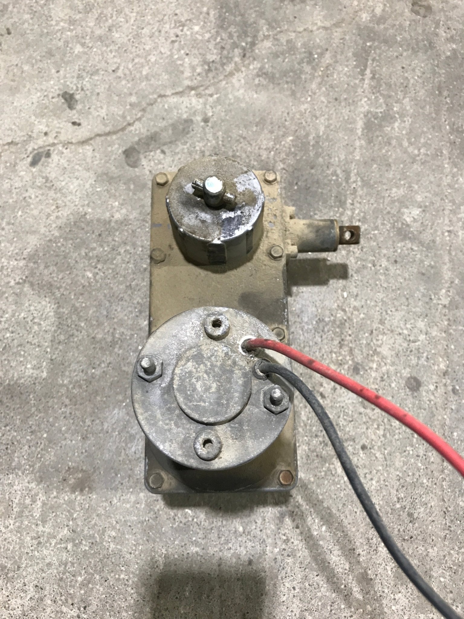 Used Barker RV Slide Out Motor - BARKER GS801 - 002 - Young Farts RV Parts