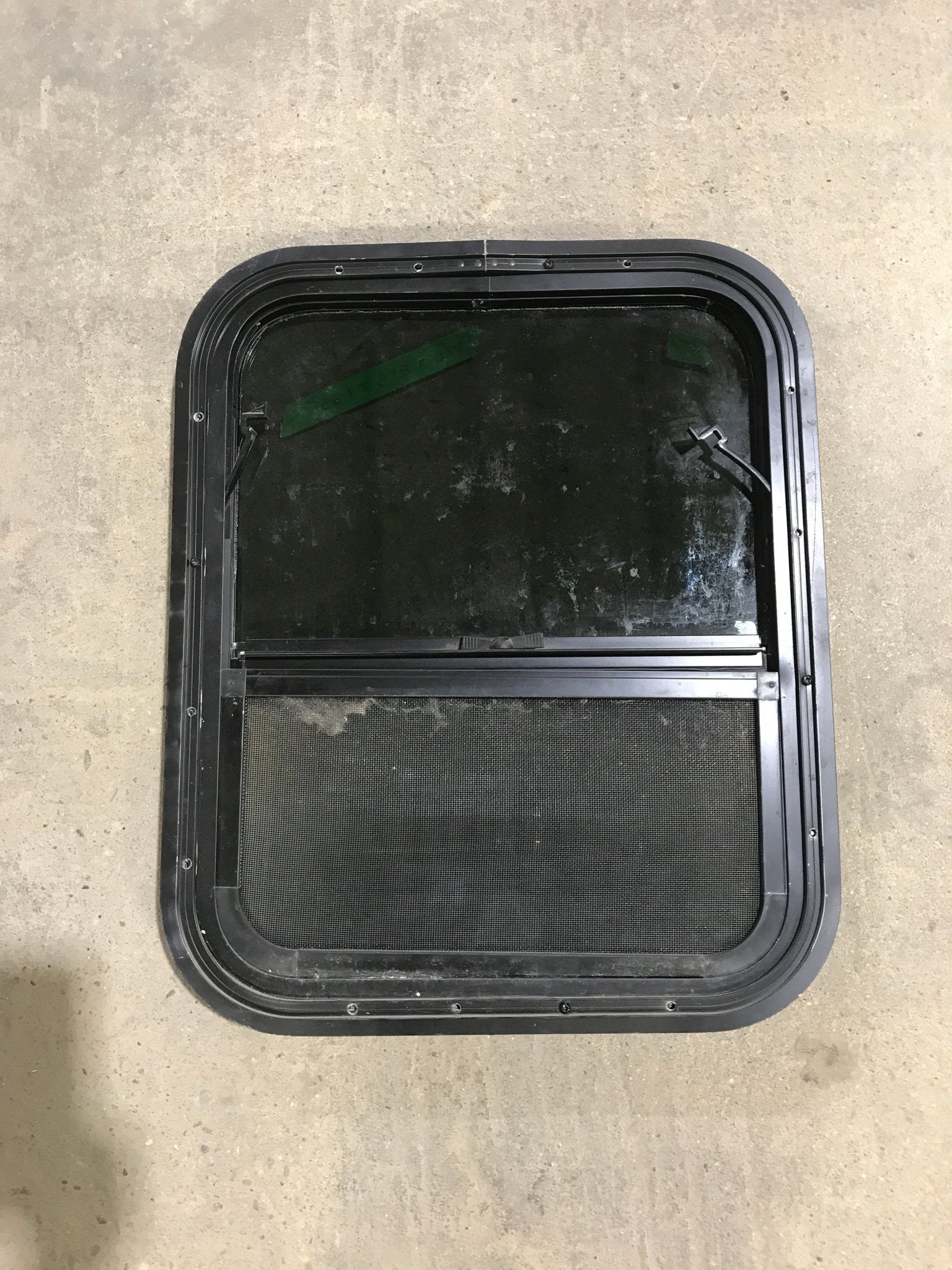 Used Black Radius Opening Window : 17.5