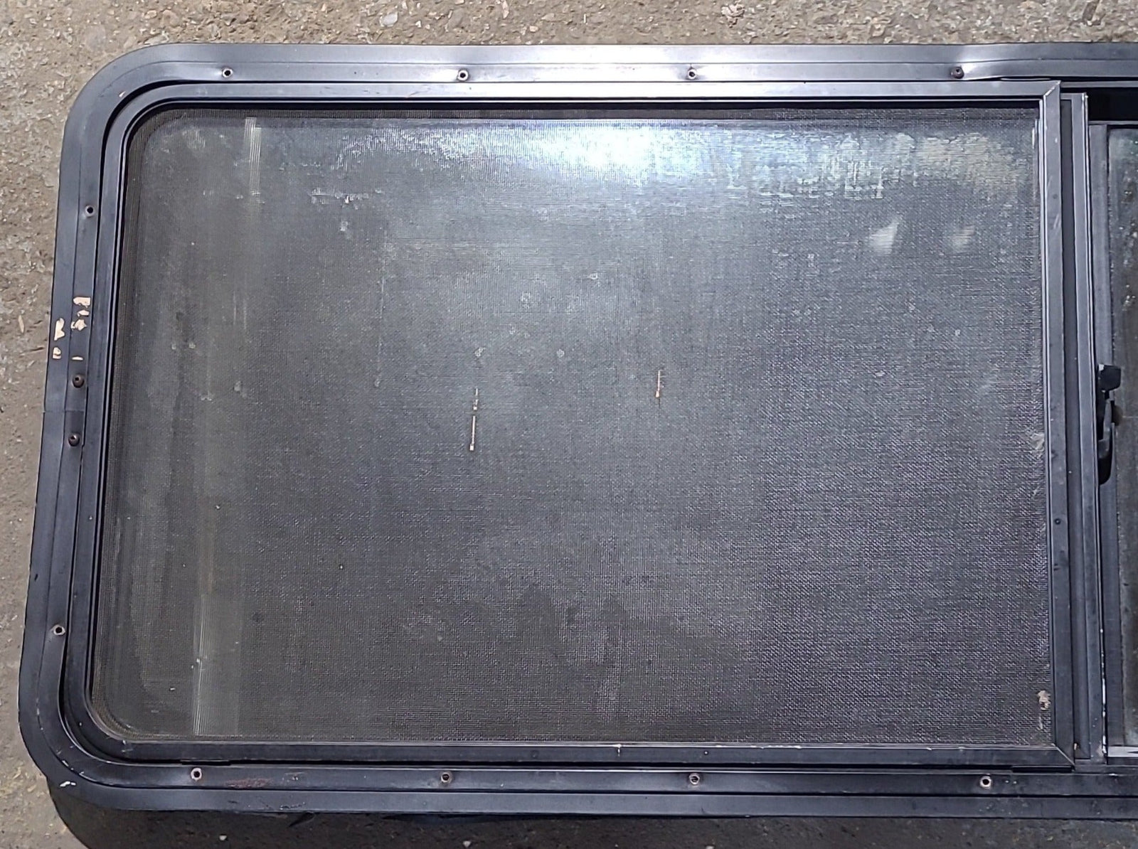 Used Black Radius Opening Window : 60