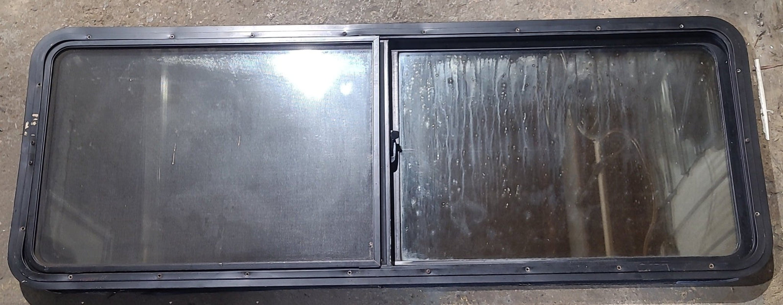 Used Black Radius Opening Window : 60