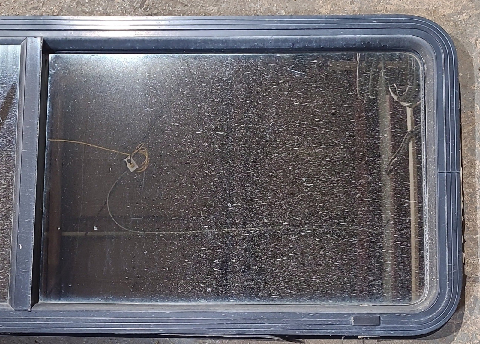 Used Black Radius Opening Window : 60