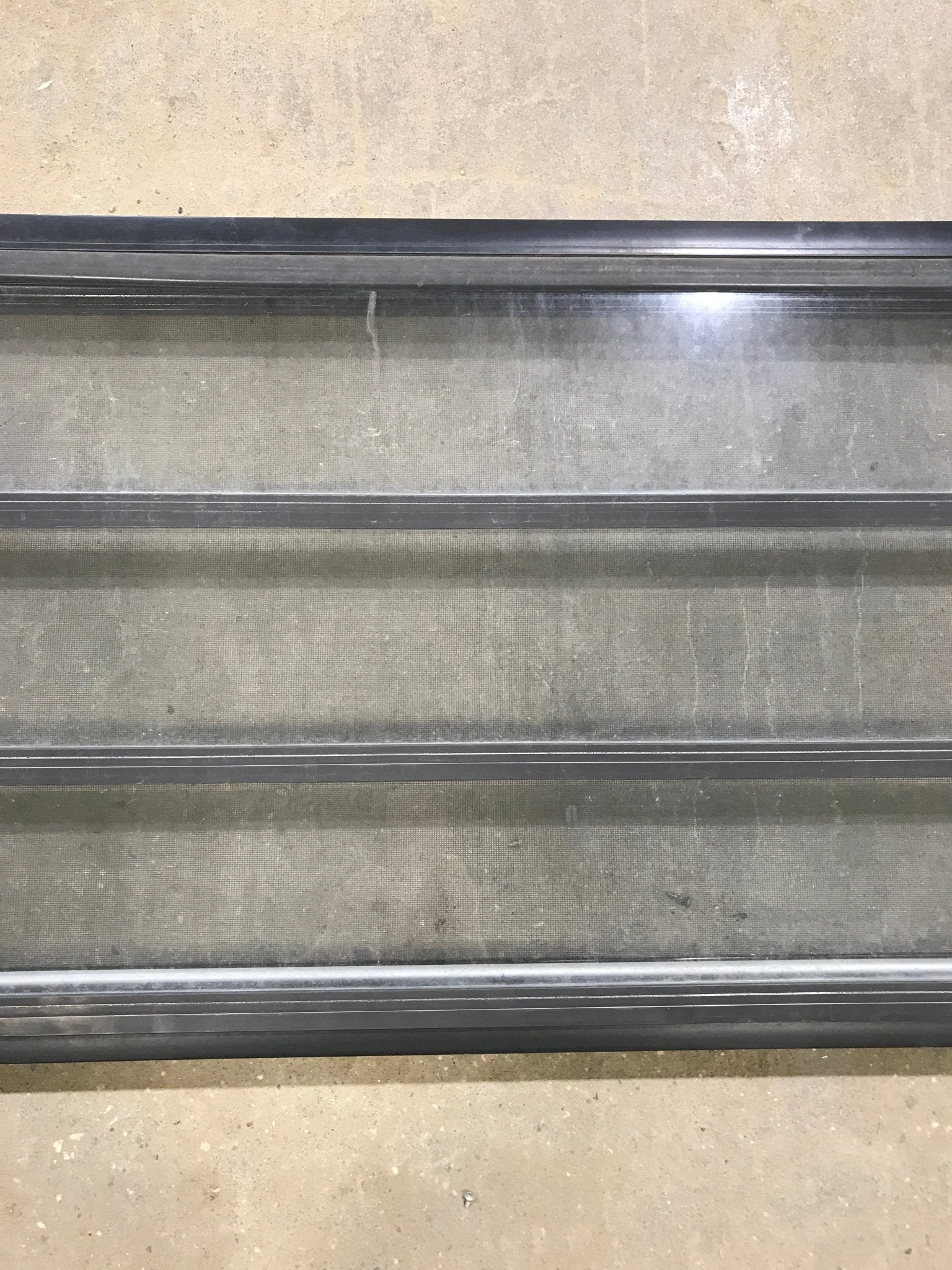 Used Black Radius Opening Window : 60