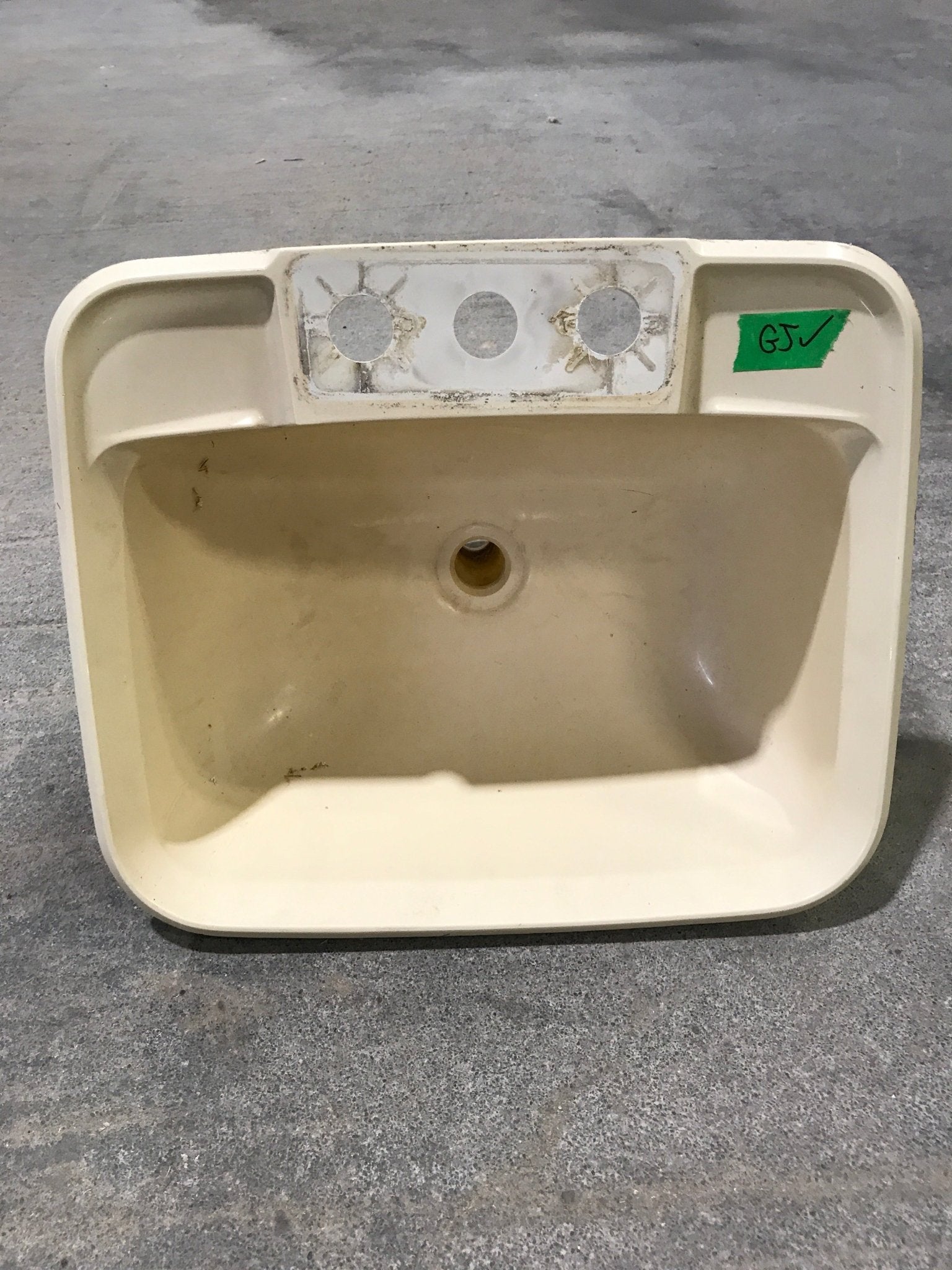 Used Bone Bathroom sink 14 1/2" x 12 1/2" x 5"D - Young Farts RV Parts