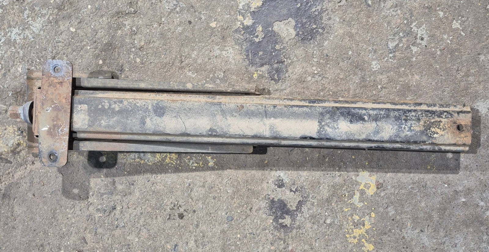 Used C - Type Stabilizing Jack - Young Farts RV Parts