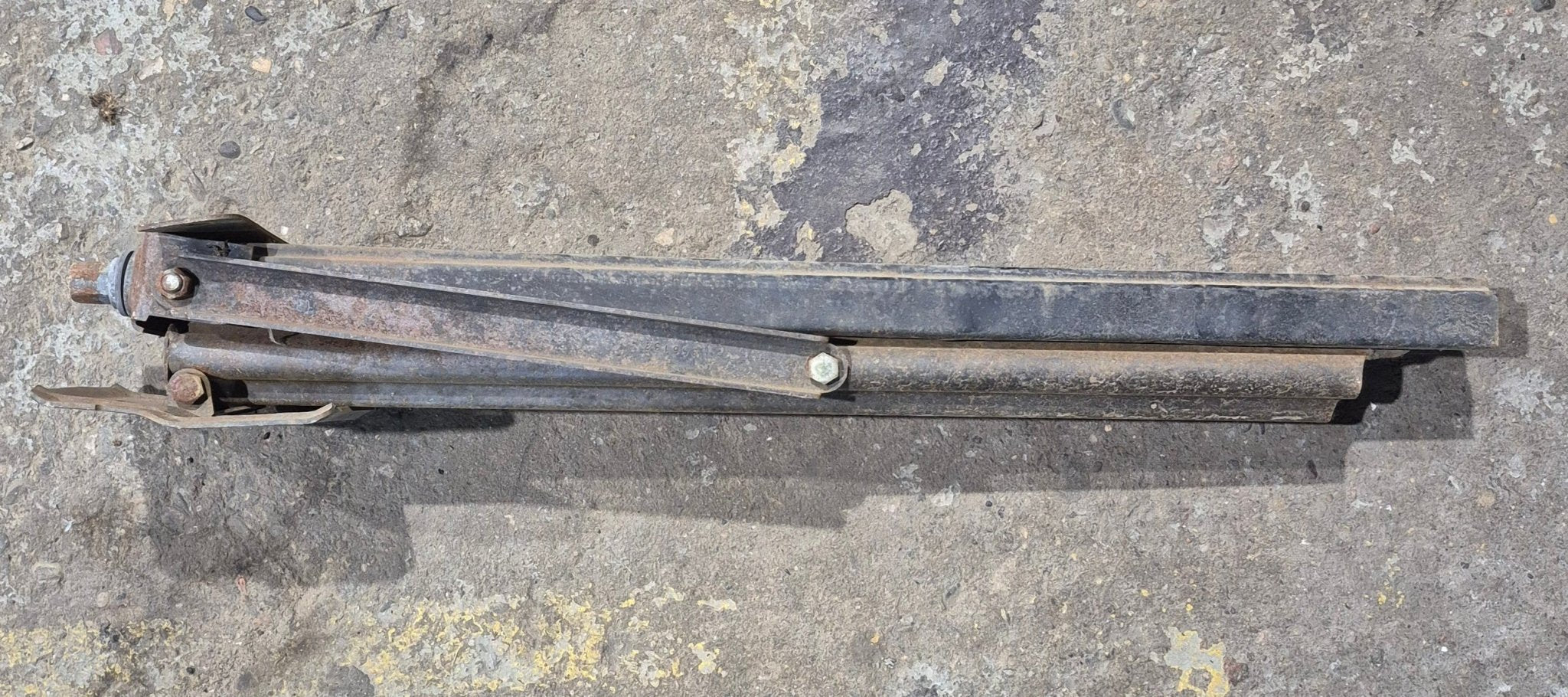 Used C - Type Stabilizing Jack - Young Farts RV Parts