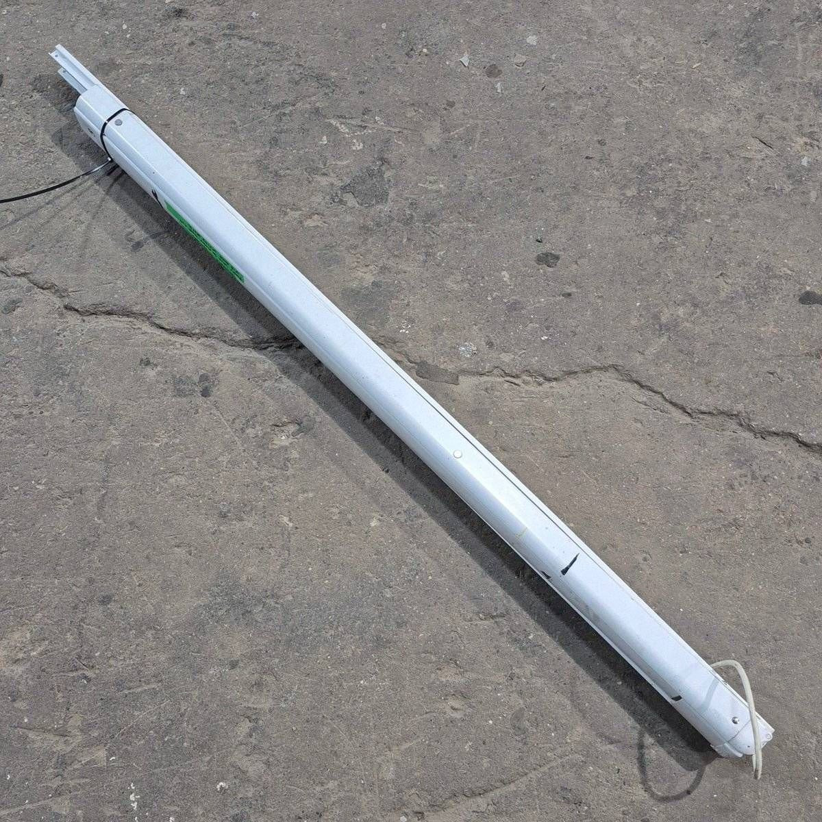 Used Carefree Awning Arm, Drive (Front) Powered, Steep Pitch, White, 59