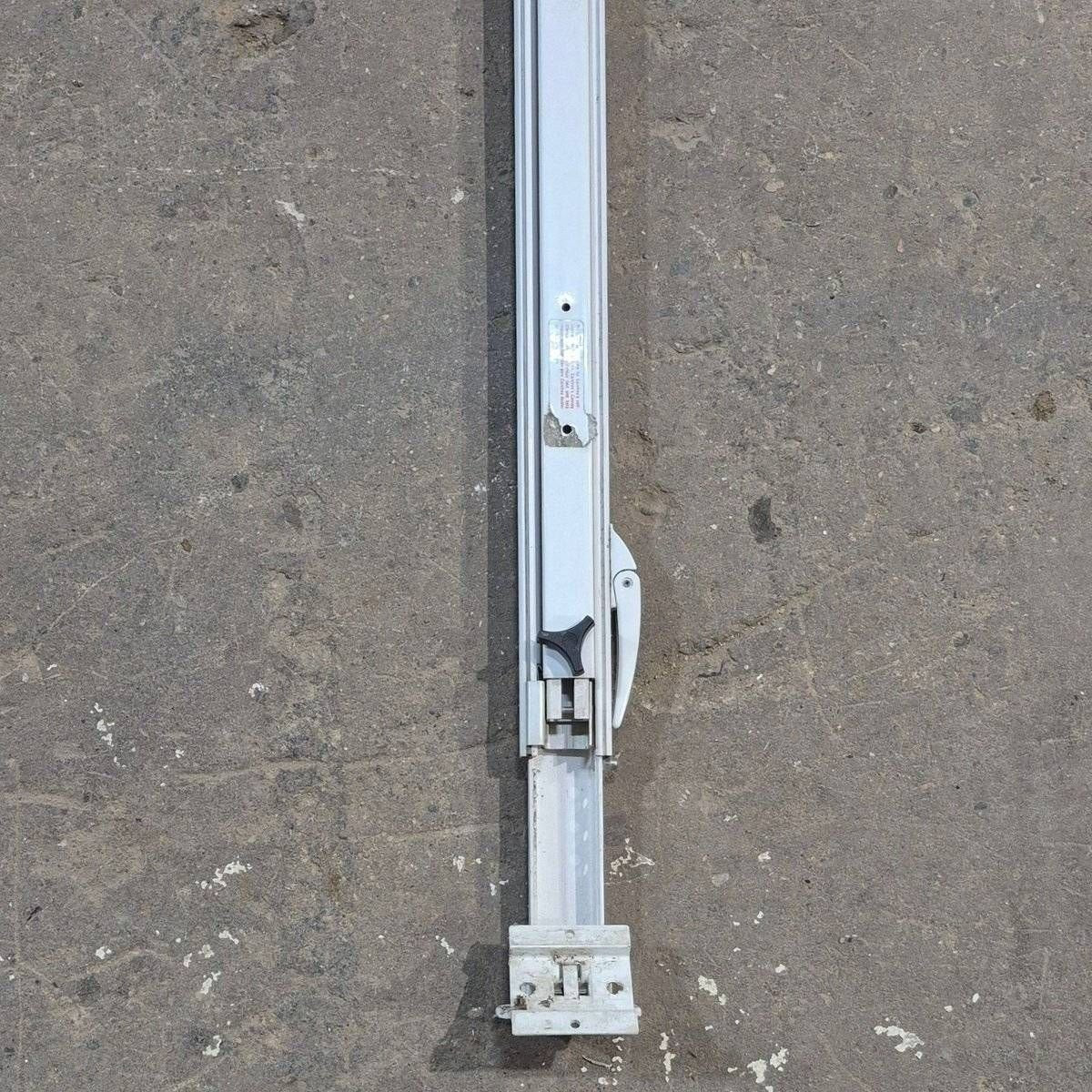 Used CareFree Fiesta Single Manual Arm - 72