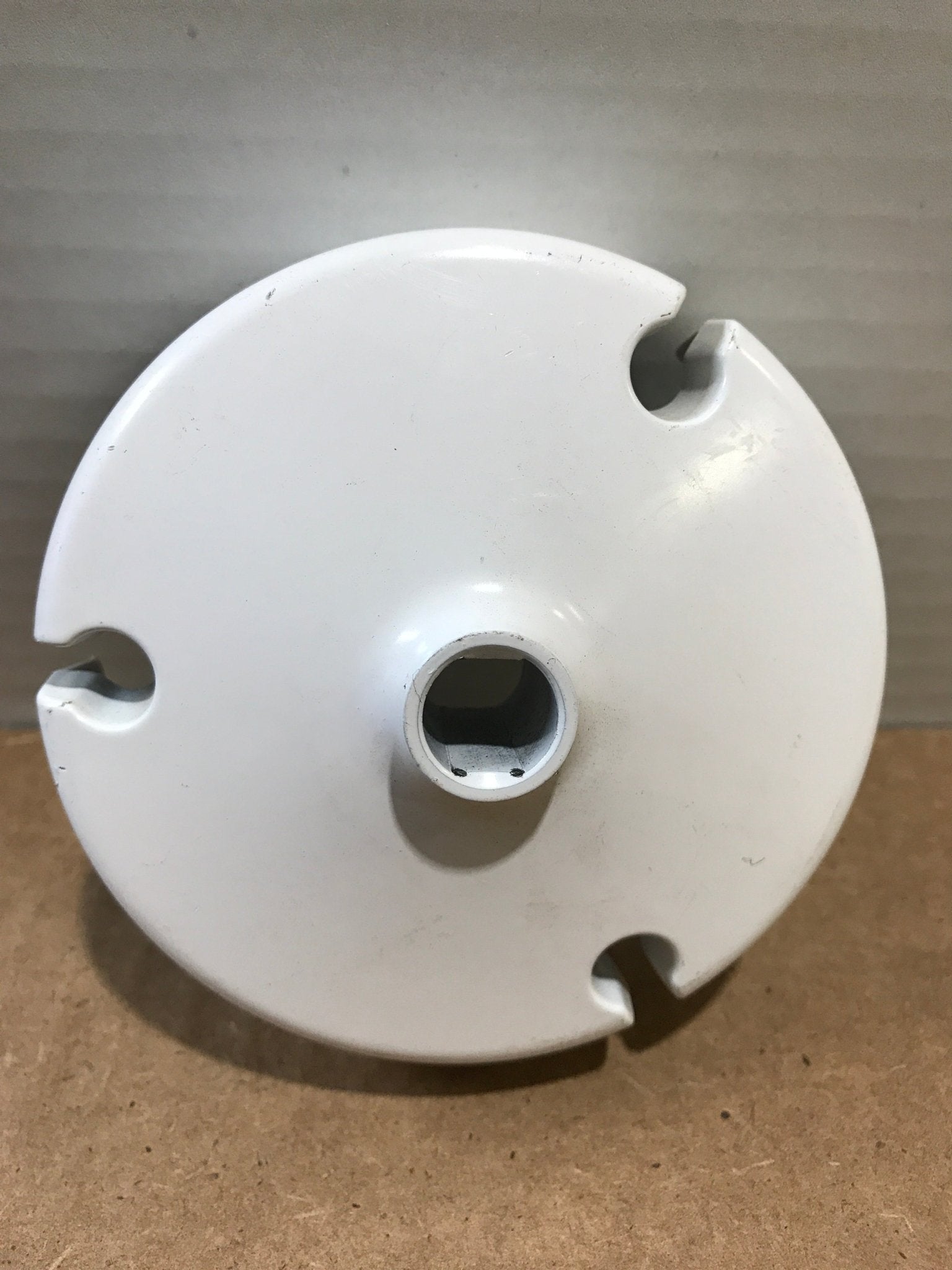 Used Carefree Manual Awning End Cap, White - R037553 - 005 - Young Farts RV Parts
