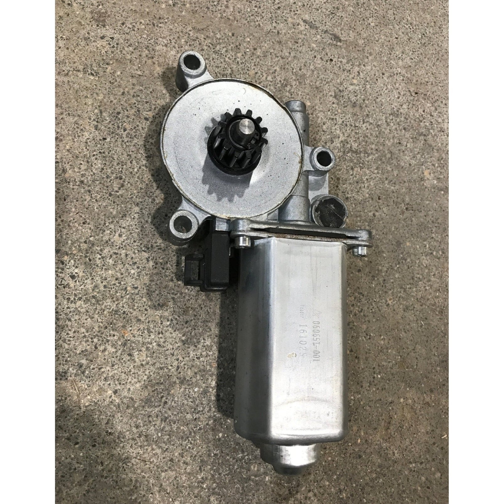 Used Carefree Replacement Motor - 060651 - 001 - Young Farts RV Parts