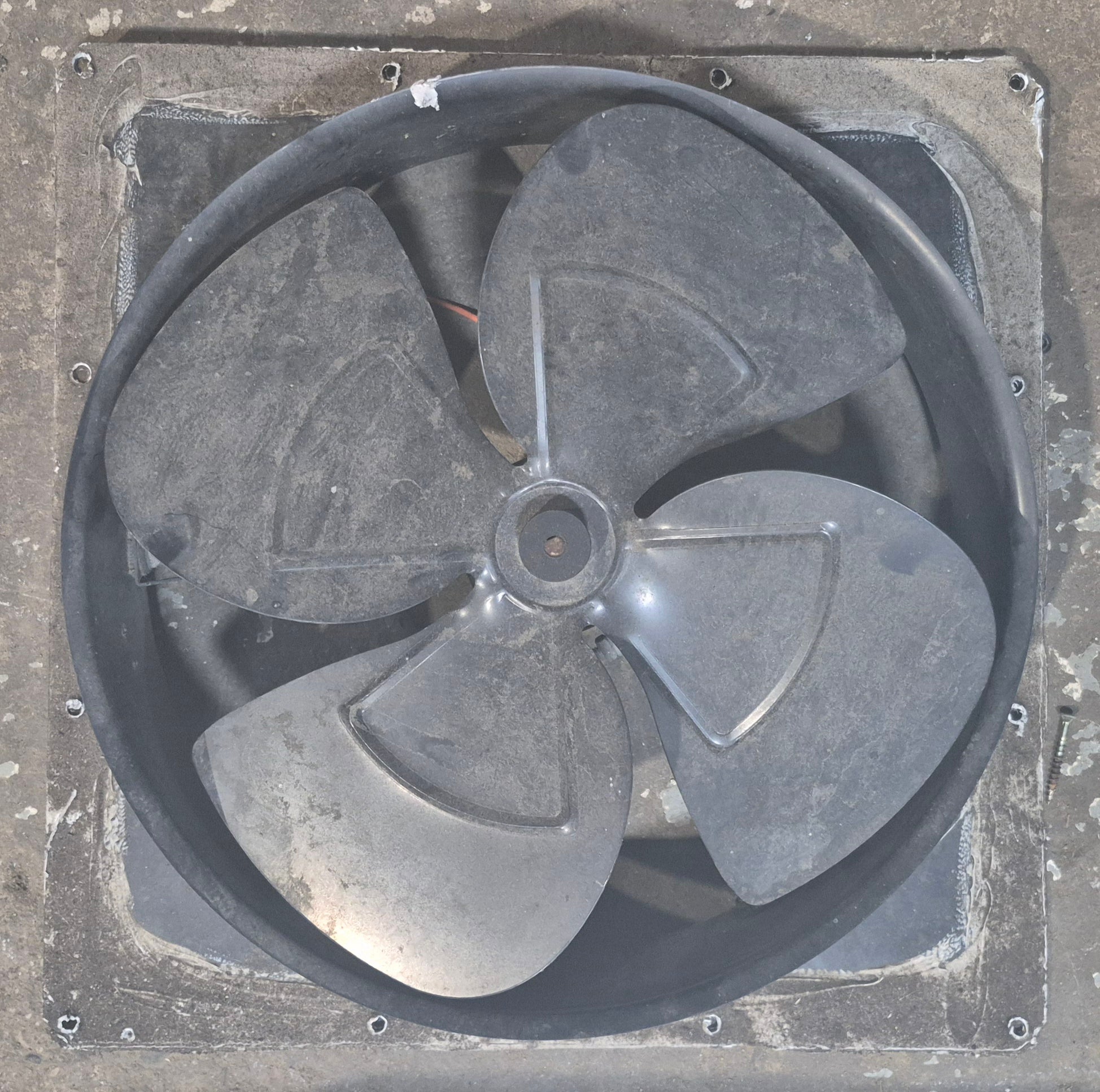 Used Carefree SUPERFAN Complete Fan Vent 14" X 14" 12V - Young Farts RV Parts