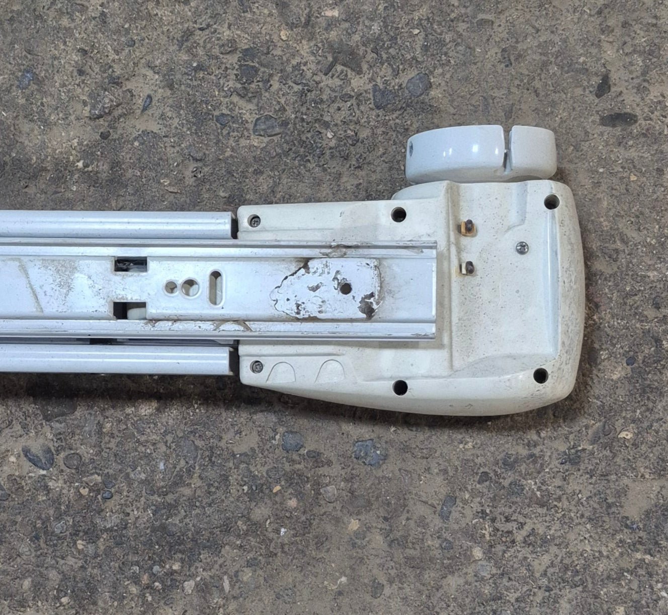 Used Carefree Travel'R Awning Arm - R001643WHT - Young Farts RV Parts