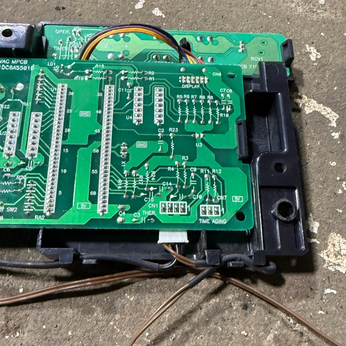 Used Carrier Air-V A/C Ceiling Assembly Control Board - 71DQ6A5501A - Young Farts RV Parts