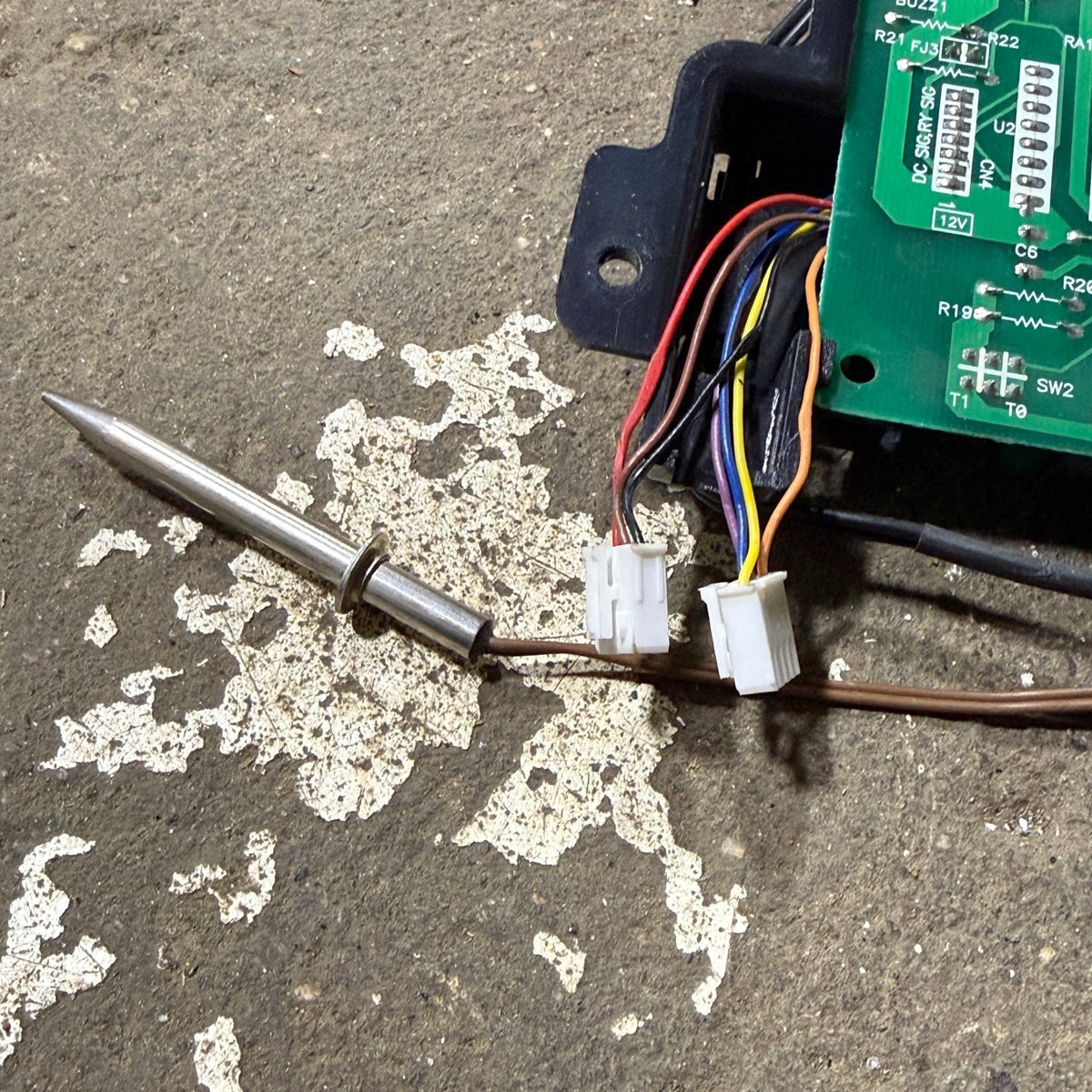 Used Carrier Air-V A/C Ceiling Assembly Control Board - 71DQ6A5501A - Young Farts RV Parts