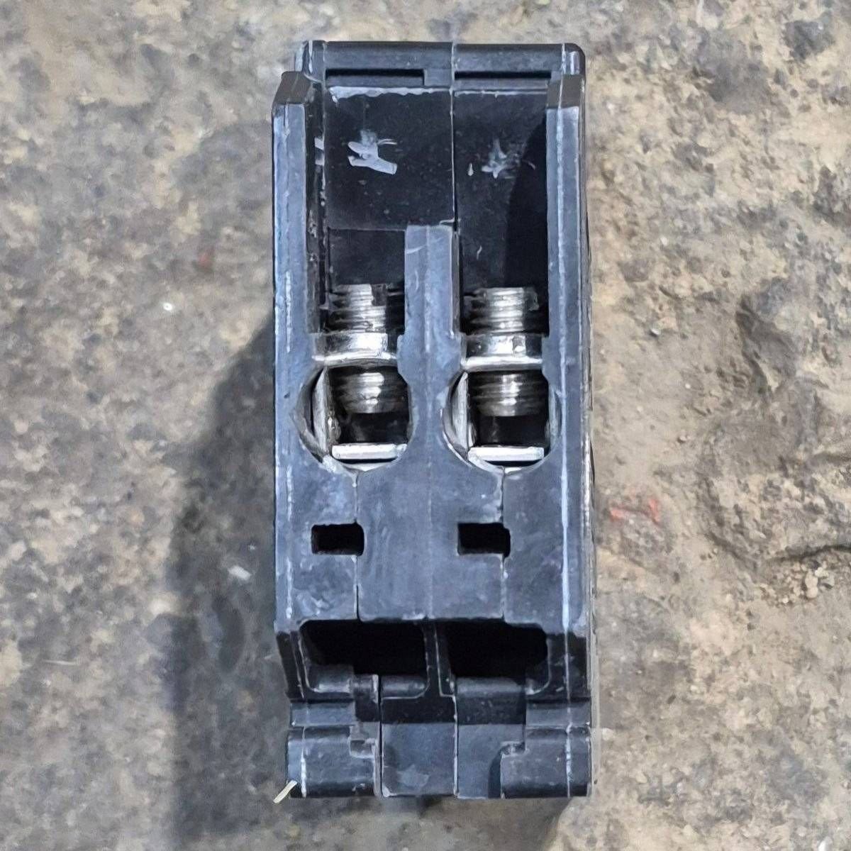 Used Circuit Breaker, Dual Pole 15/20 AMP - BD1520 - Young Farts RV Parts