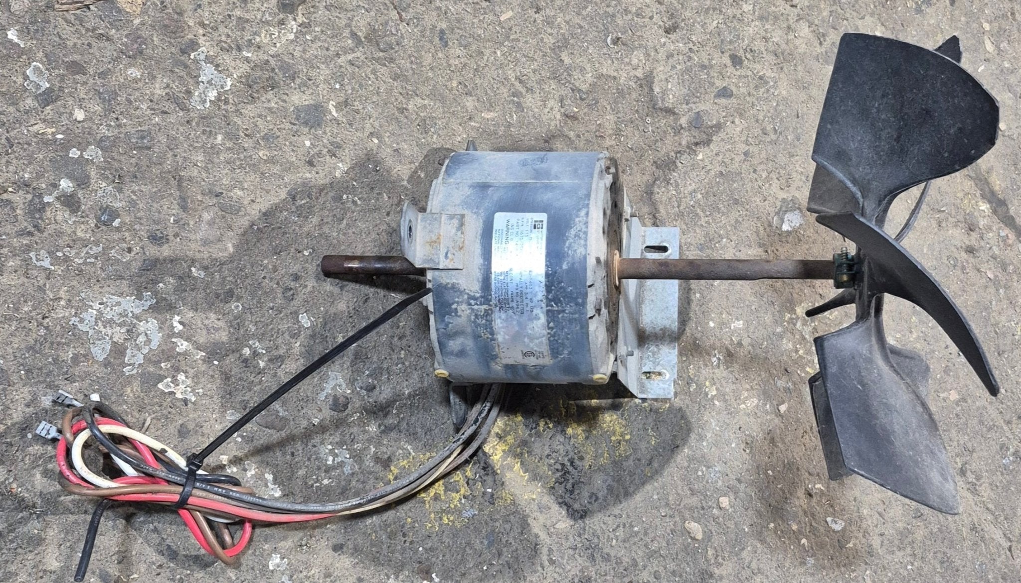 Used Coleman A/C Motor Assembly - Young Farts RV Parts