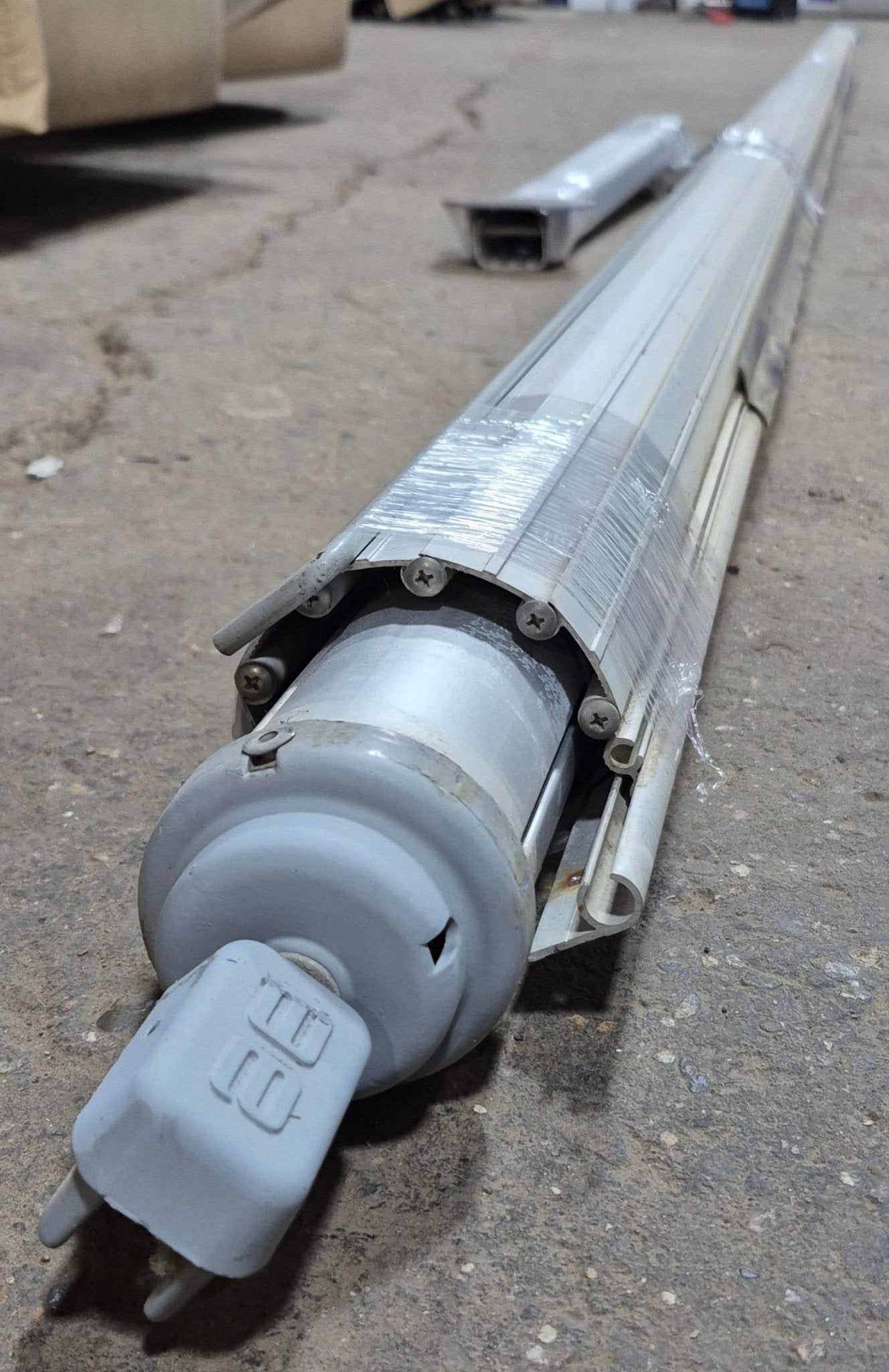 Used Complete A&E Deluxe Plus Window Awning 182" - Young Farts RV Parts