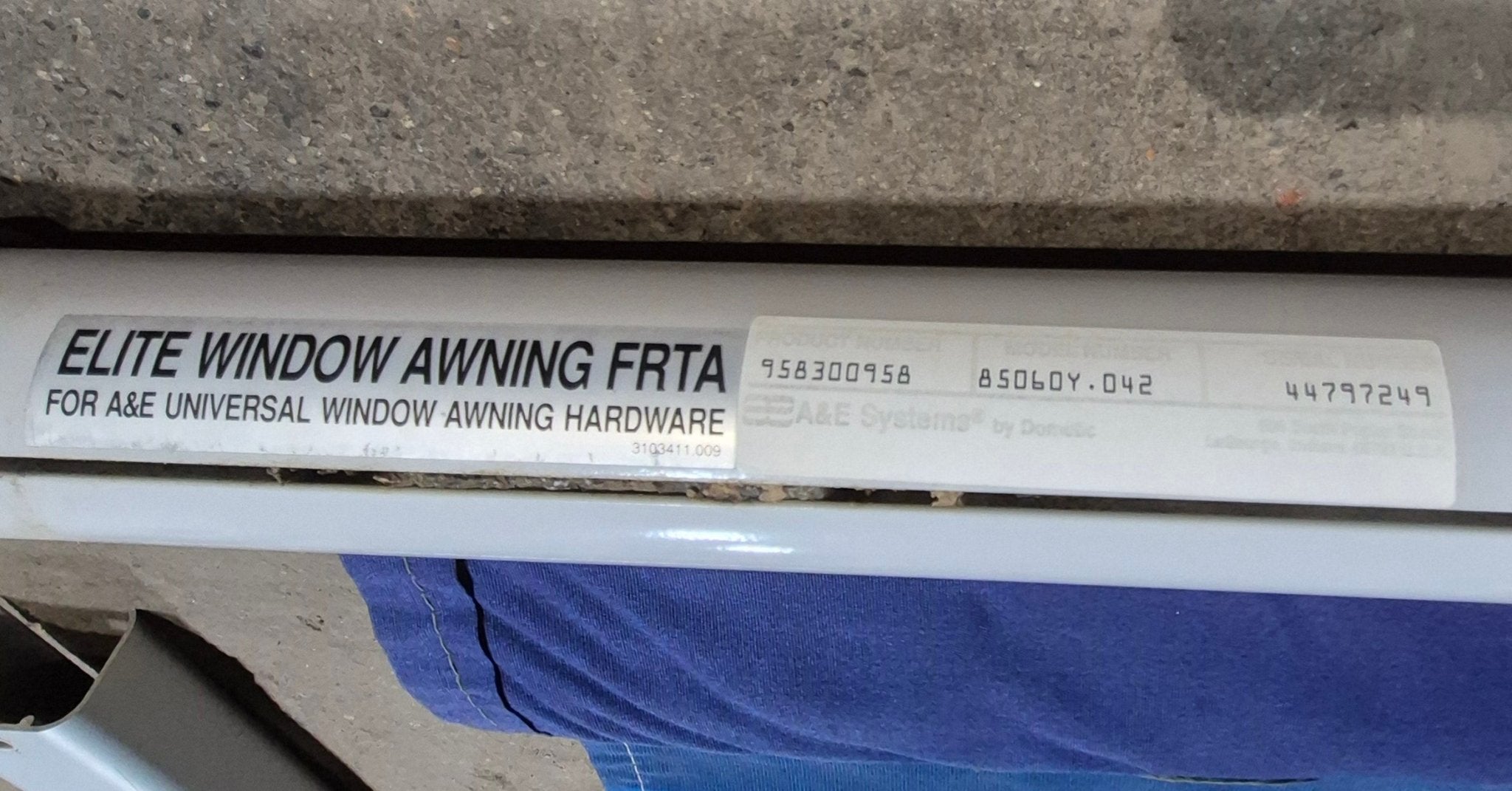 Used Complete A&E Deluxe Plus Window Awning 43" - Young Farts RV Parts