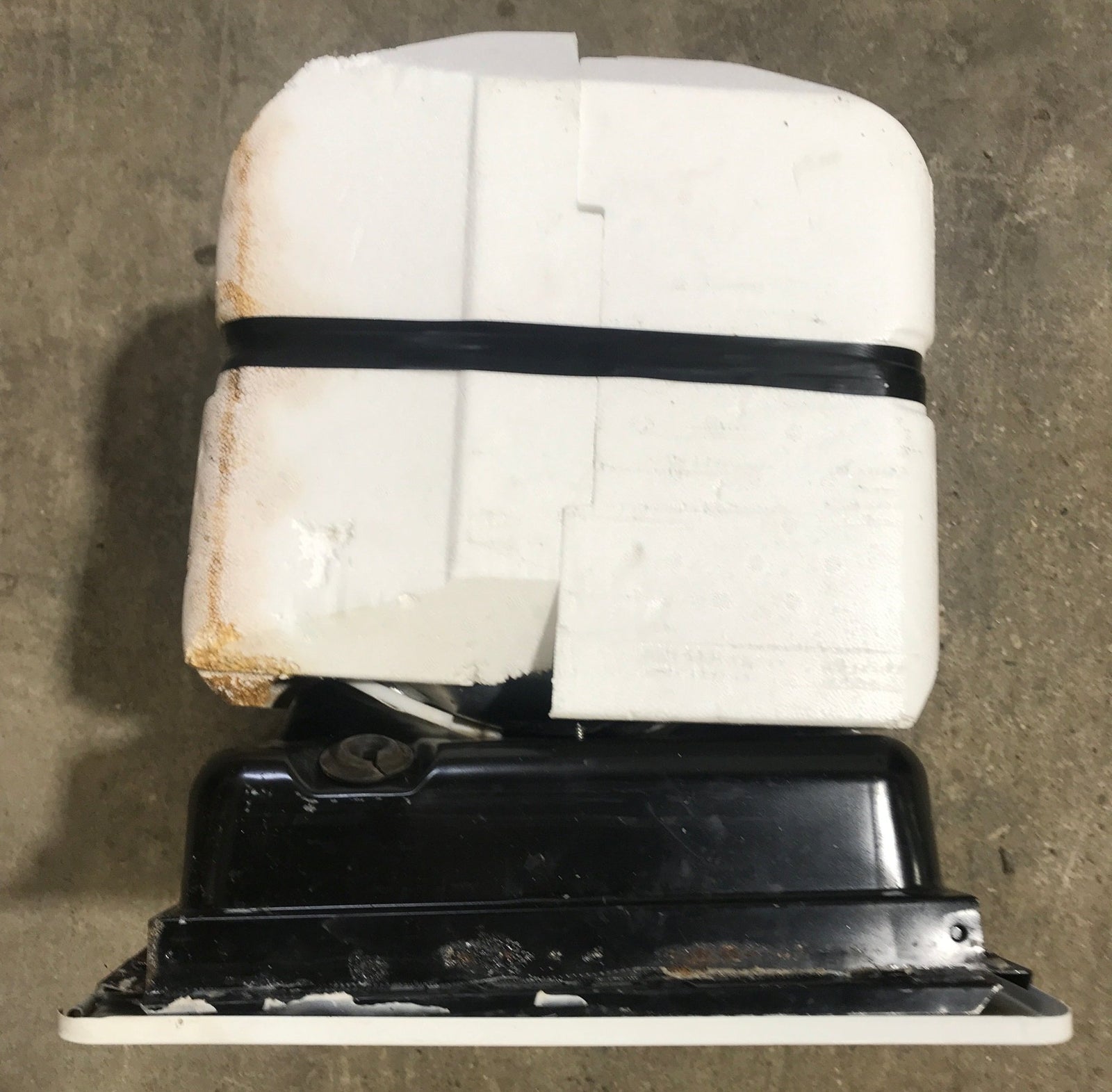 Used Complete Atwood GC6AA - 8 Hot Water Heater 6 Gallon - Young Farts RV Parts