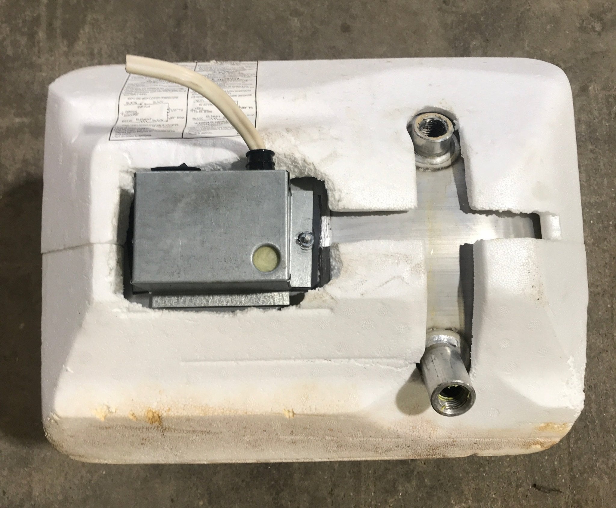 Used Complete Atwood GC6AA - 8 Hot Water Heater 6 Gallon - Young Farts RV Parts