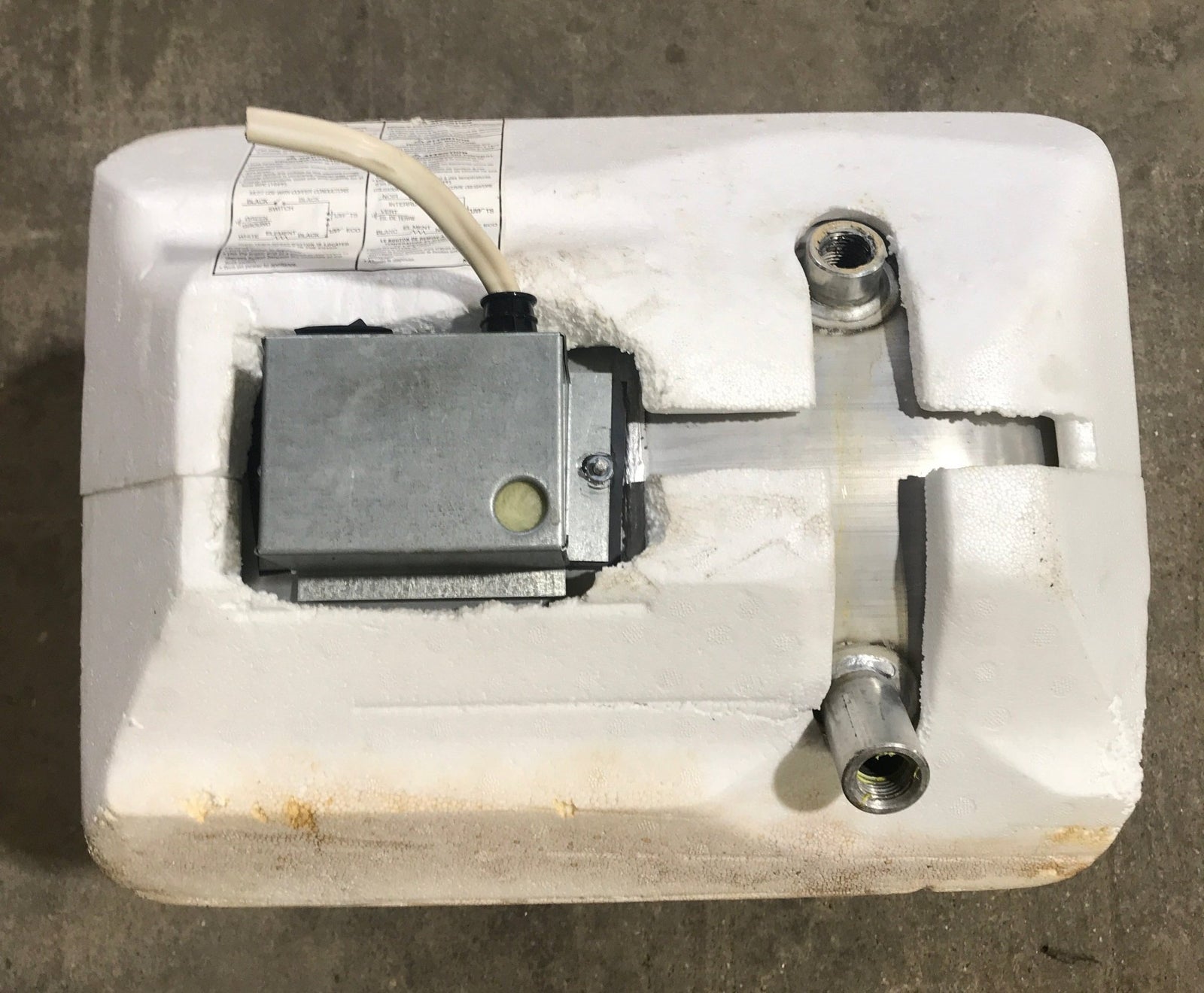 Used Complete Atwood GC6AA - 8 Hot Water Heater 6 Gallon - Young Farts RV Parts