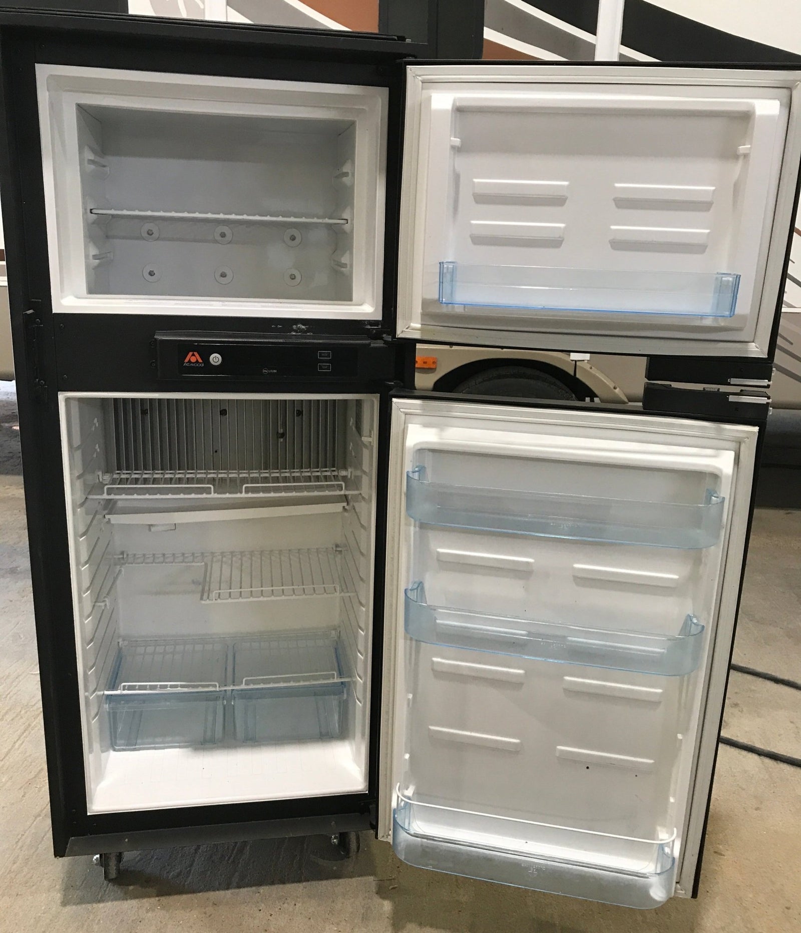 Used Complete Atwood Helium Fridge HE - 0601 - Young Farts RV Parts