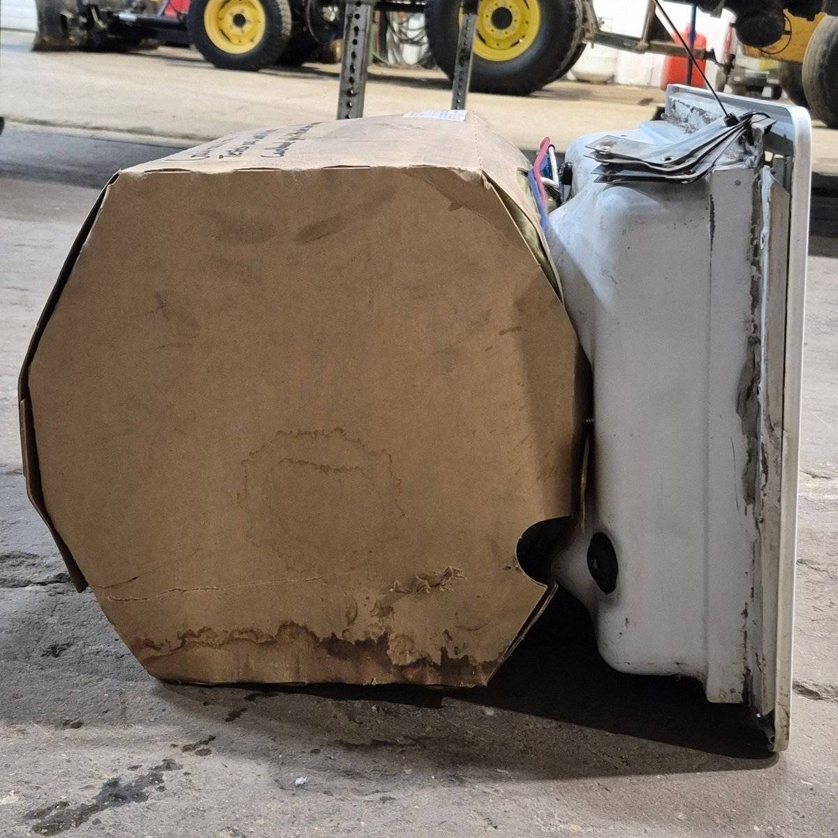 Used Complete Atwood Hot Water Heater - G6A - 8E - 16 X 16 X 12.375 - Young Farts RV Parts