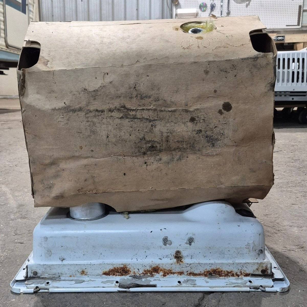 Used Complete Atwood Hot Water Heater - G6A - 8E - 16 X 16 X 12.375 - Young Farts RV Parts