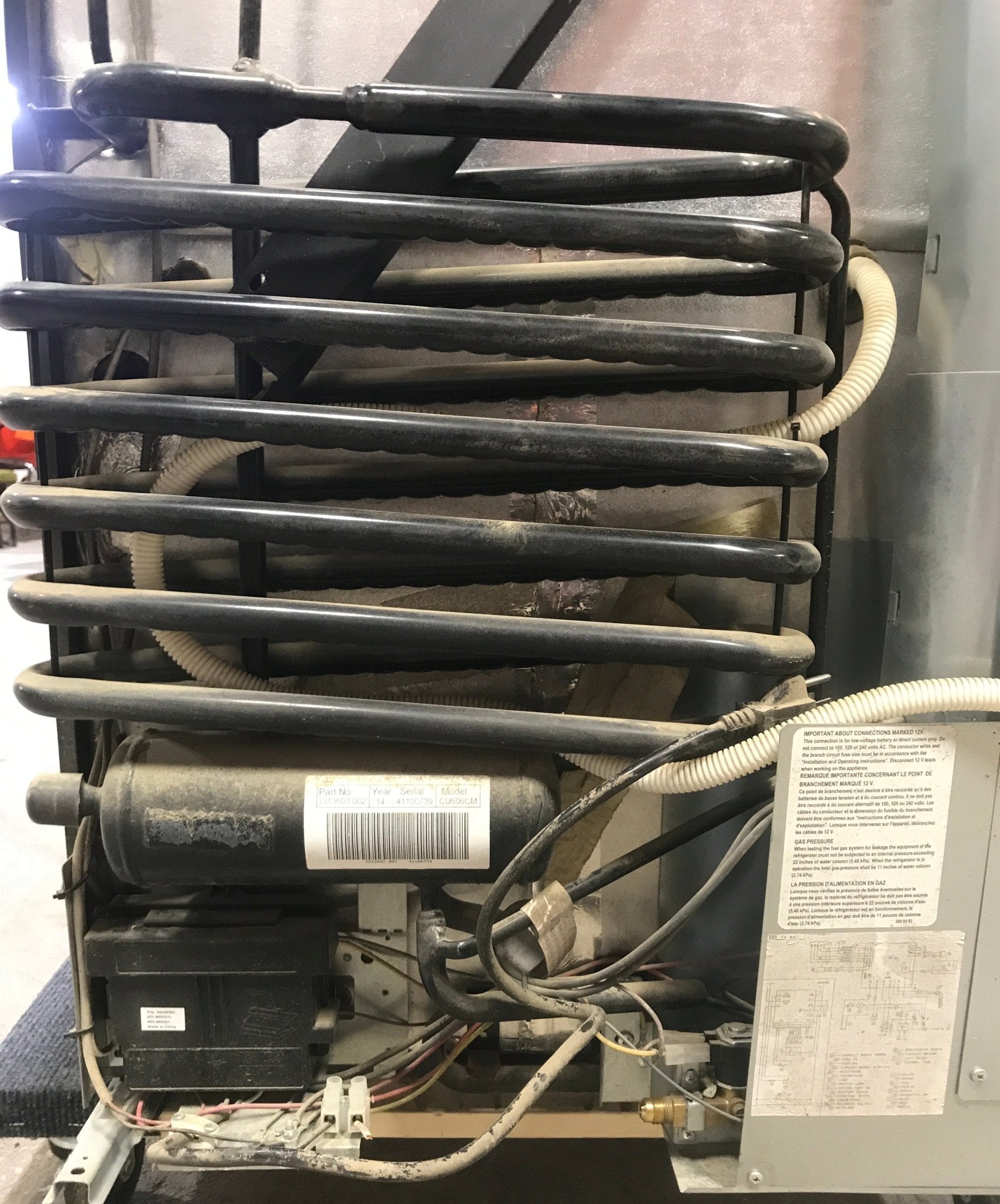 Used Complete Dometic DM2652 Fridge 2 - WAY - Young Farts RV Parts