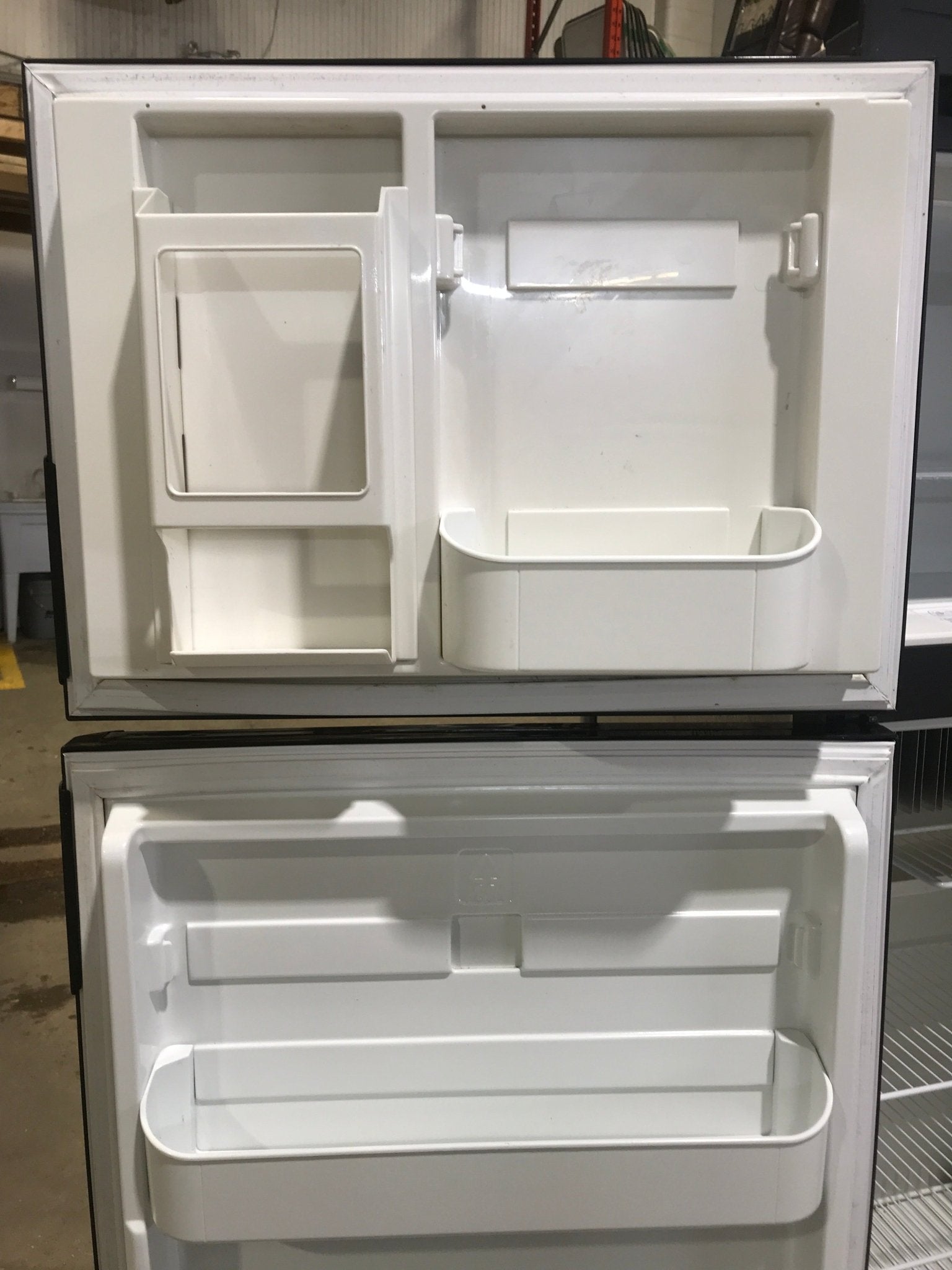 Used Complete Dometic DM2852LBX Fridge 2 - Way - Young Farts RV Parts