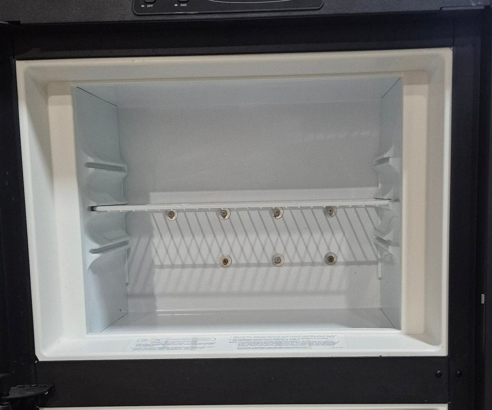 Used Complete Dometic DM2852RBX Fridge 2 - WAY - Young Farts RV Parts