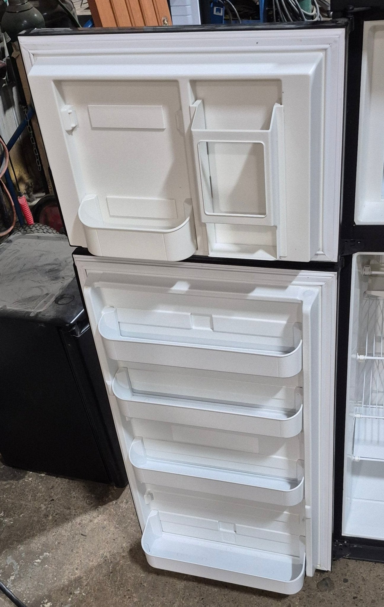 Used Complete Dometic DM2852RBX Fridge 2 - WAY - Young Farts RV Parts