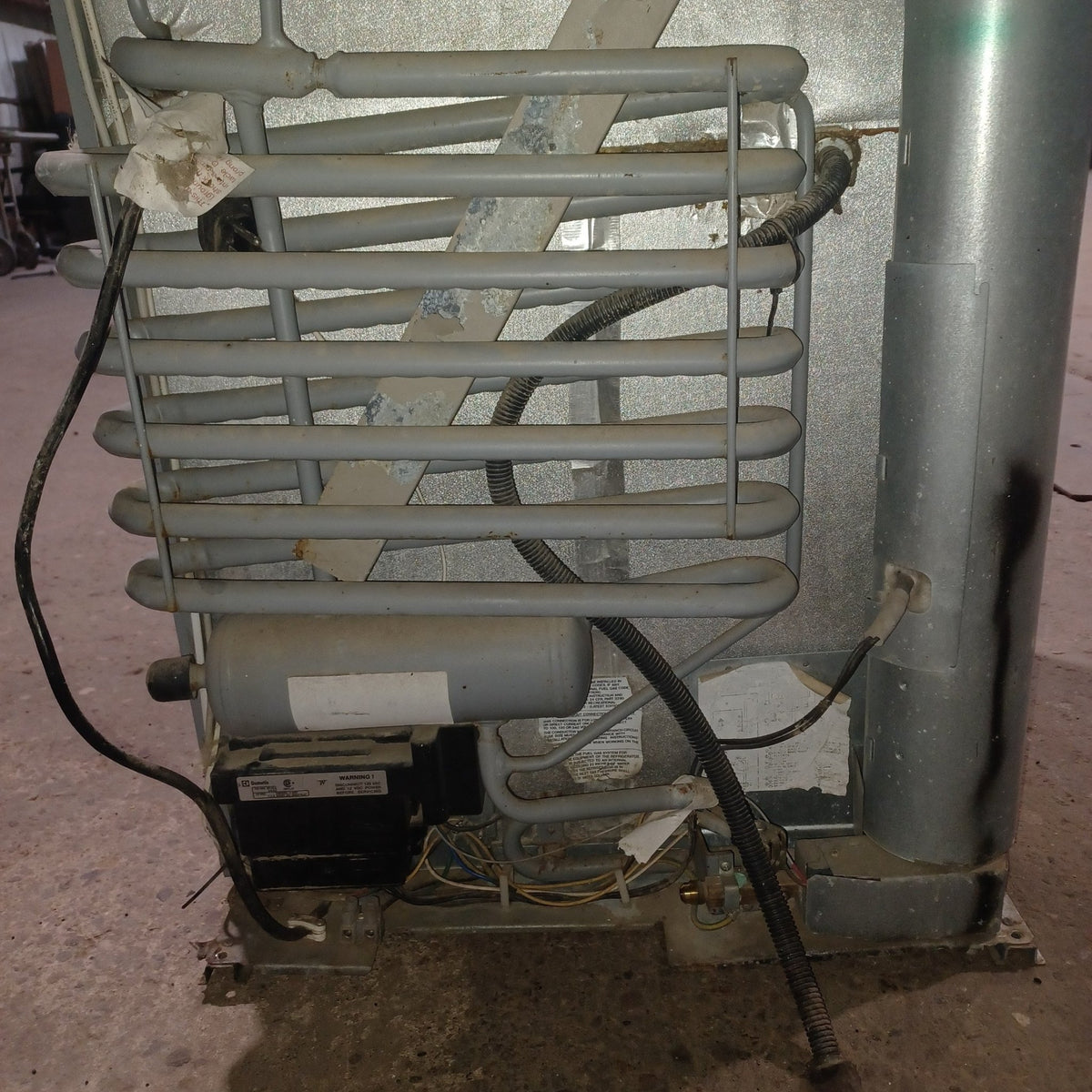 Used Complete Dometic Fridge, 2-Way - RM2652 - Young Farts RV Parts