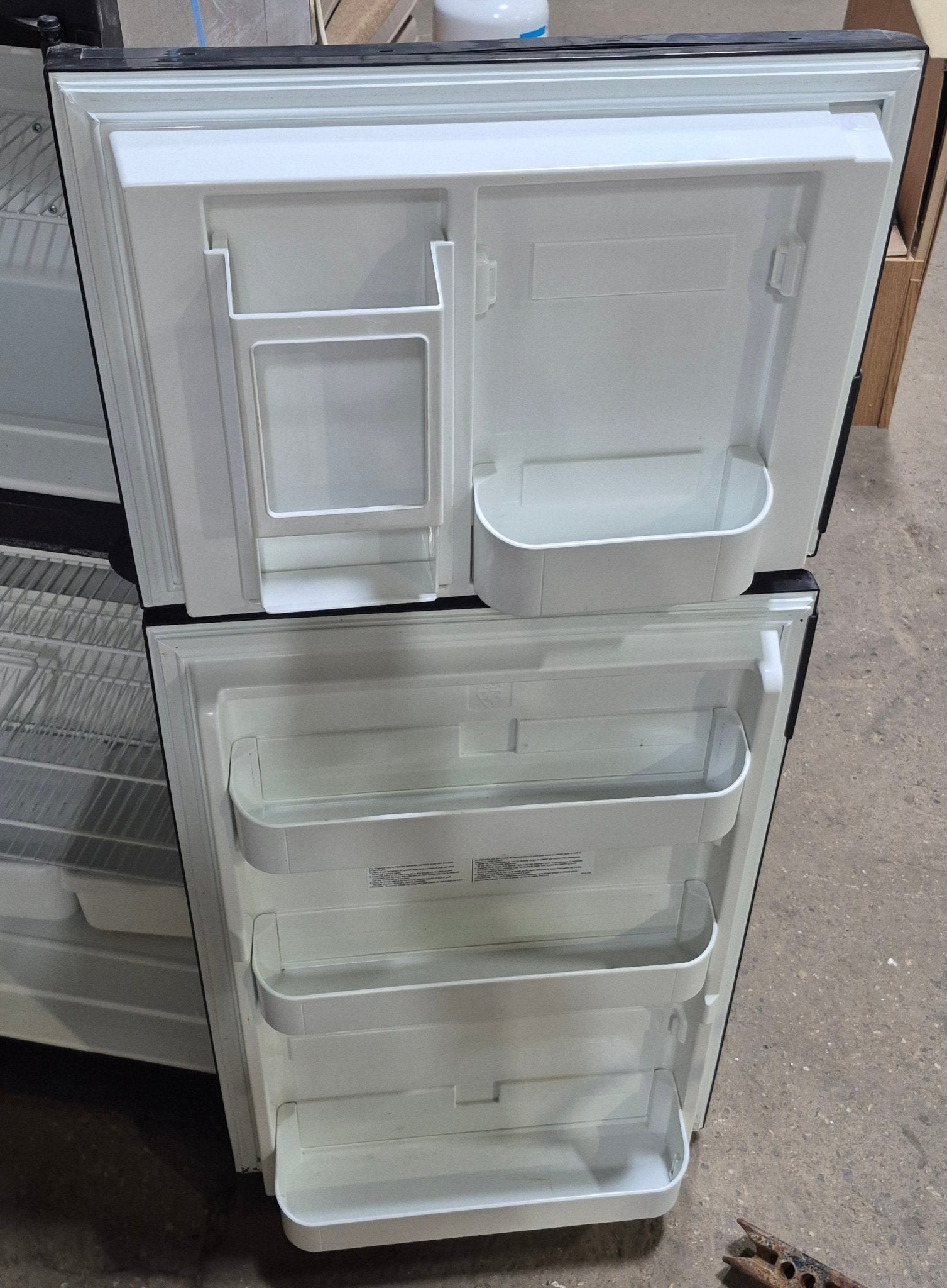 Used Complete Dometic Fridge, 2 - WAY - RM2652 - Young Farts RV Parts
