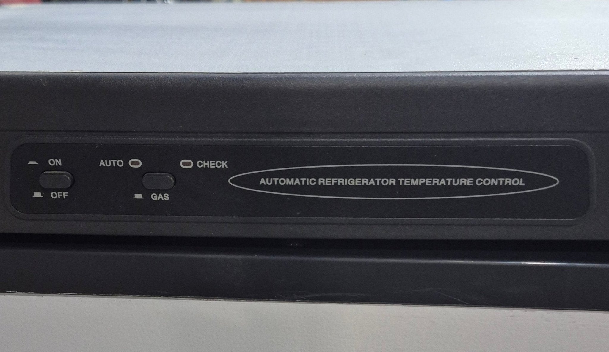 Used Complete Dometic Fridge, 2 - WAY - RM2652 - Young Farts RV Parts