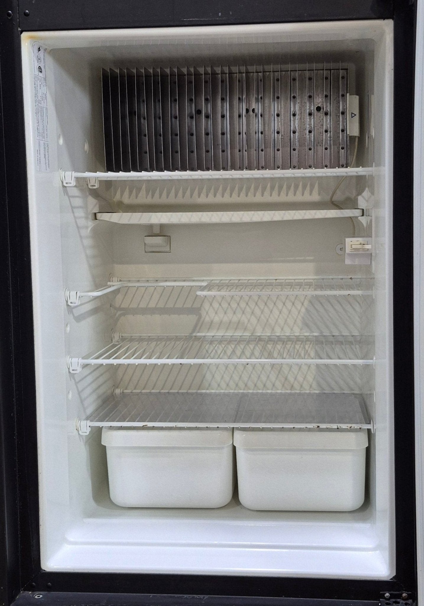 Used Complete Dometic Fridge, 2 - WAY - RM2652 - Young Farts RV Parts