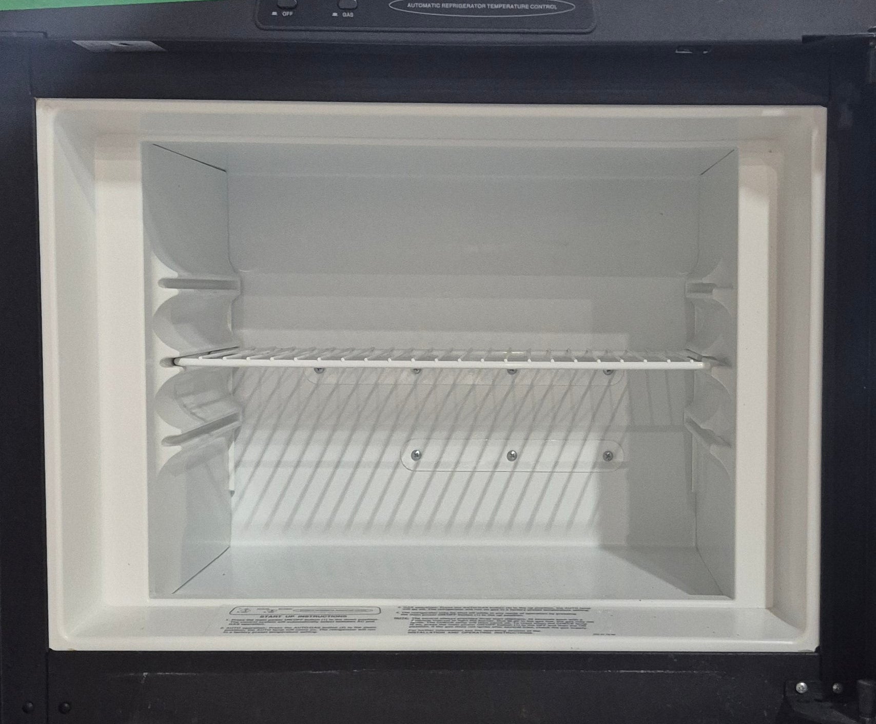 Used Complete Dometic Fridge, 2 - WAY - RM2652 - Young Farts RV Parts