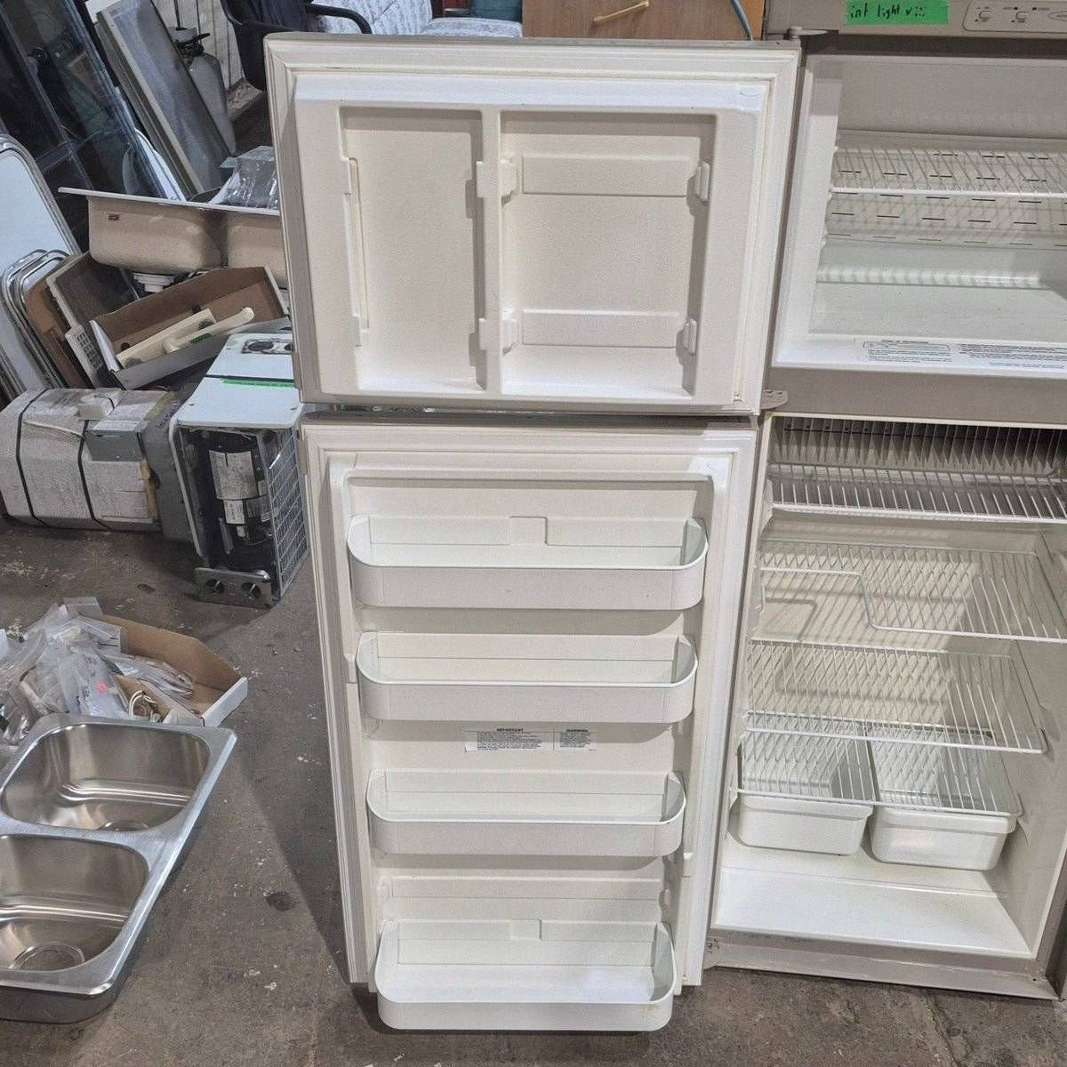Used Complete Dometic Fridge, 2-Way - RM2852 - Young Farts RV Parts