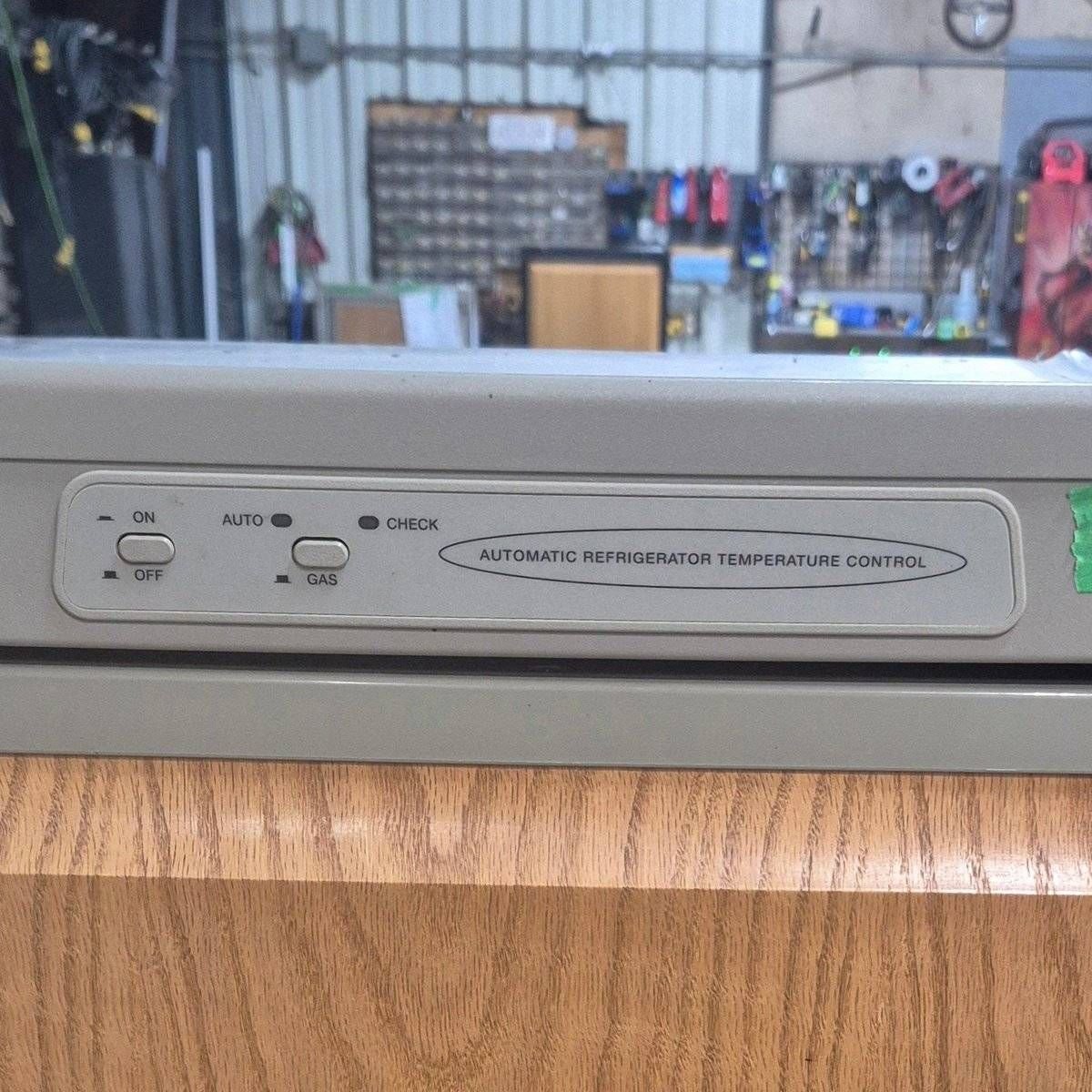 Used Complete Dometic Fridge, 2-Way - RM2852 - Young Farts RV Parts