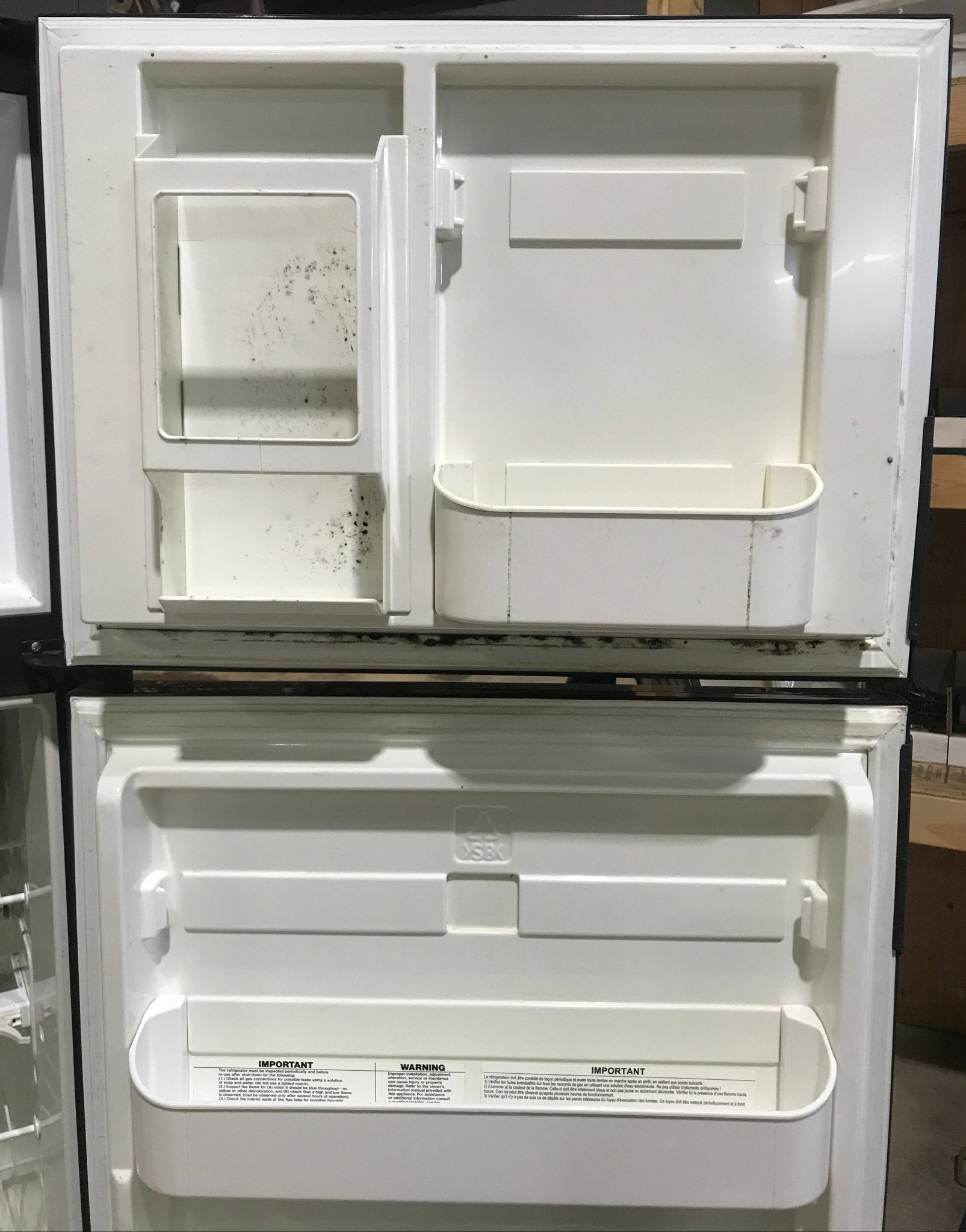 Used Complete Dometic Fridge, 2 - Way - RM2852 - Young Farts RV Parts